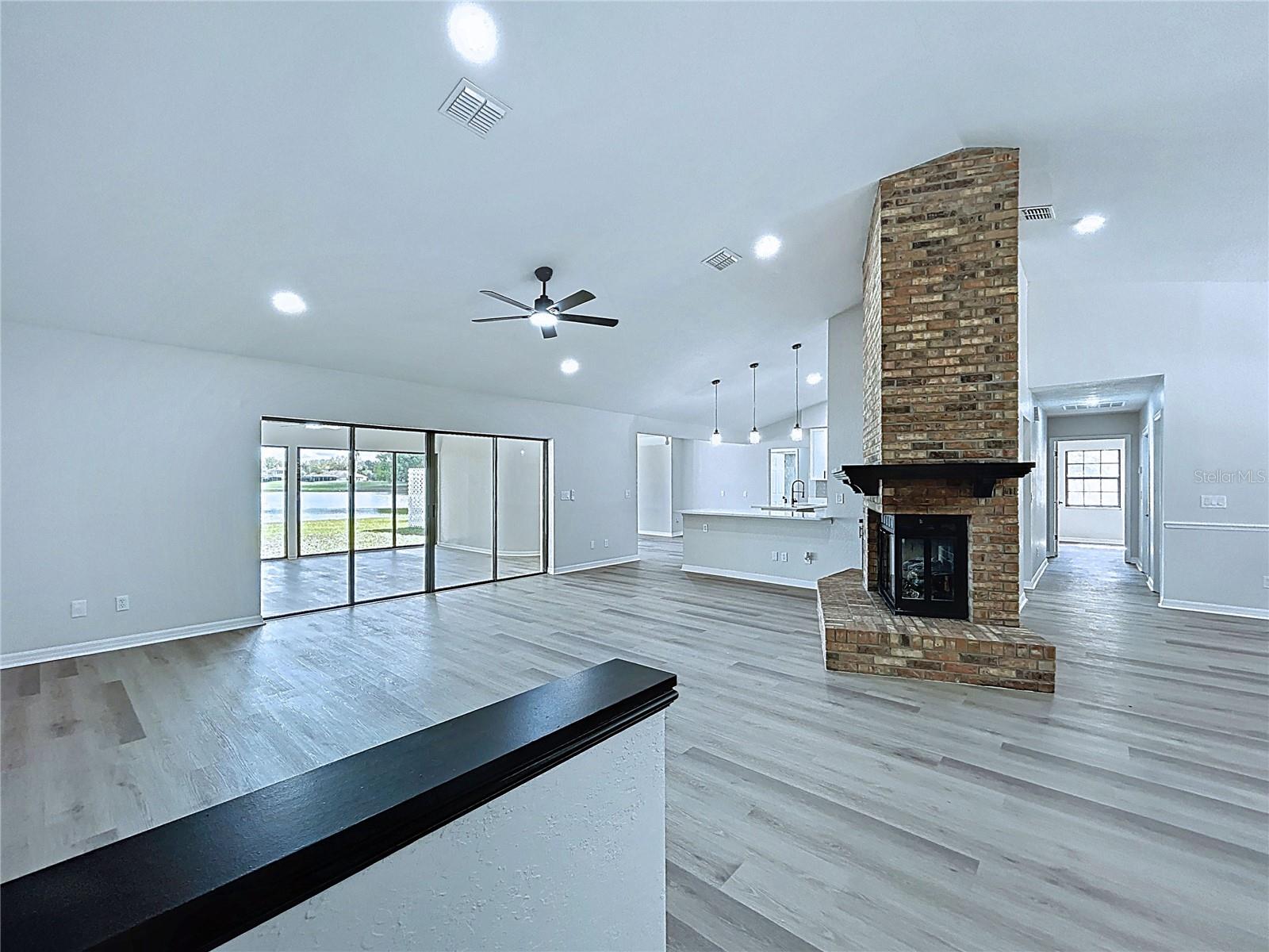 Listing photo id 22 for 2881 Hammock Drive