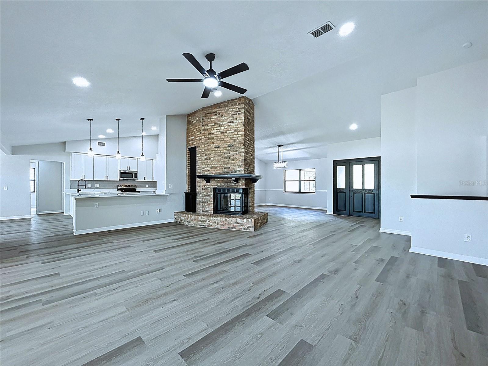 Listing photo id 25 for 2881 Hammock Drive