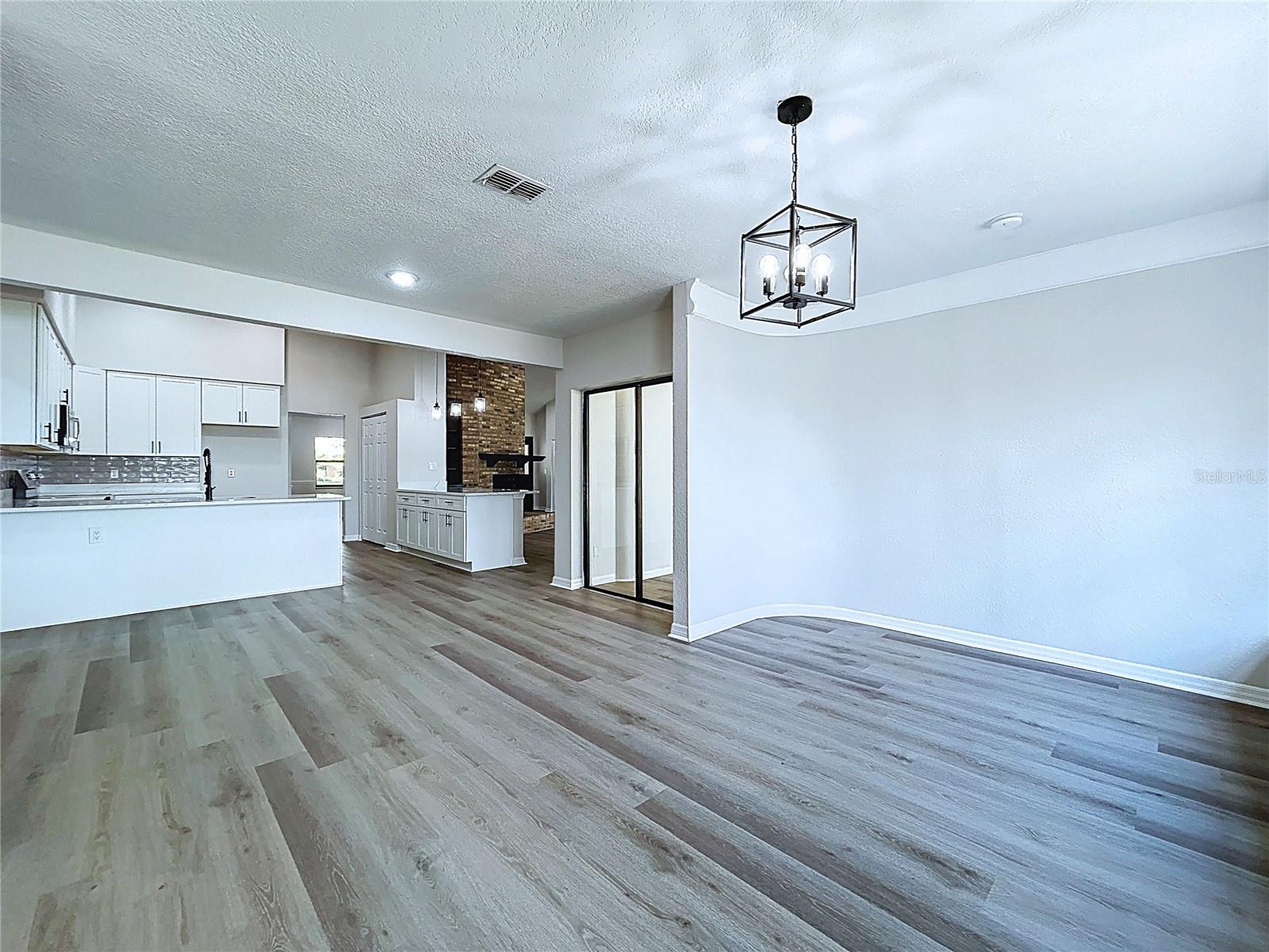 Listing photo id 38 for 2881 Hammock Drive