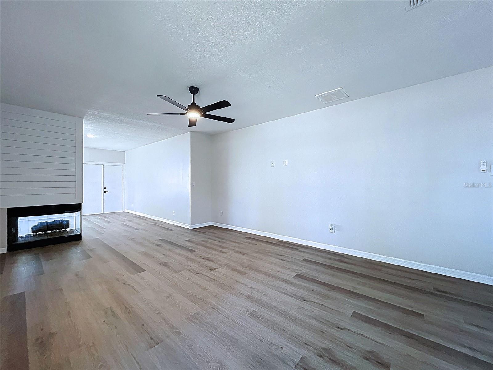 Listing photo id 41 for 2881 Hammock Drive