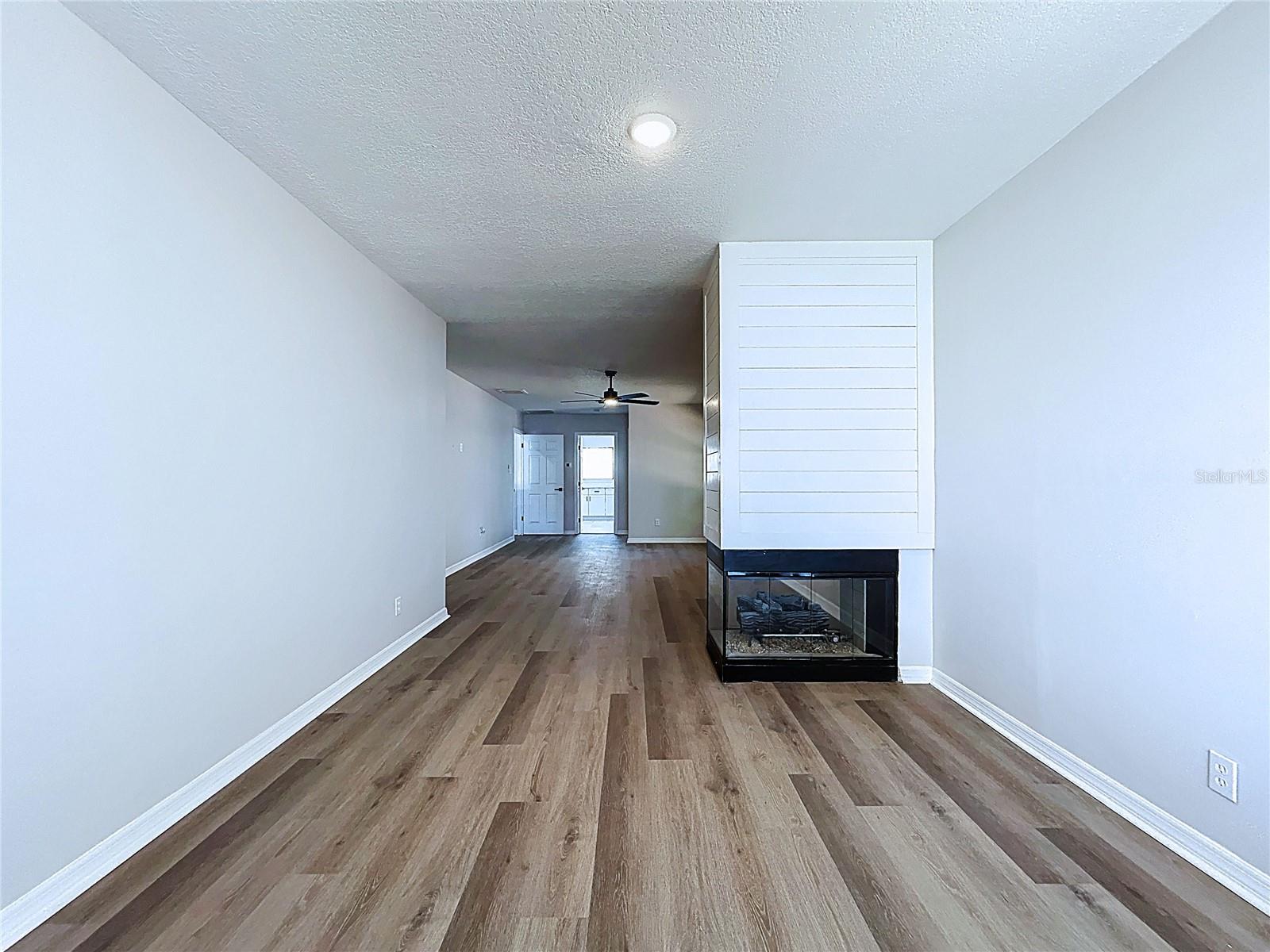 Listing photo id 42 for 2881 Hammock Drive