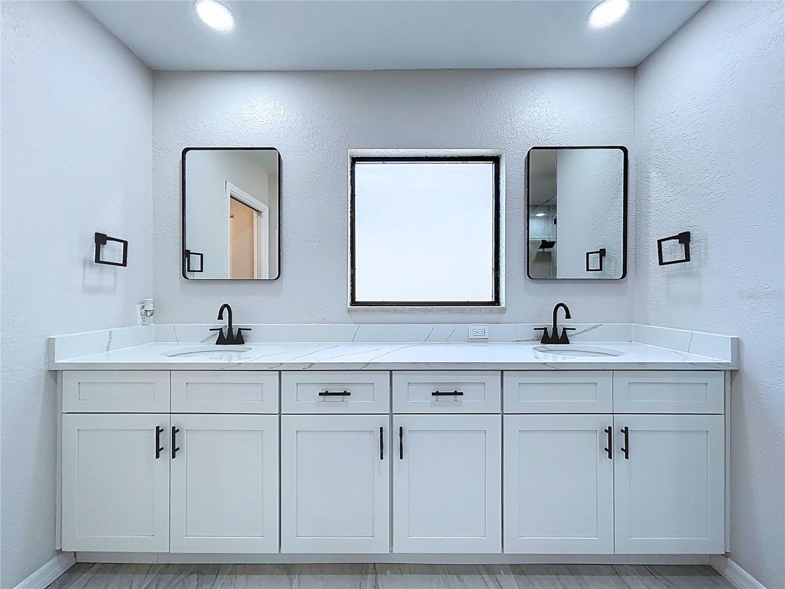 Listing photo id 48 for 2881 Hammock Drive