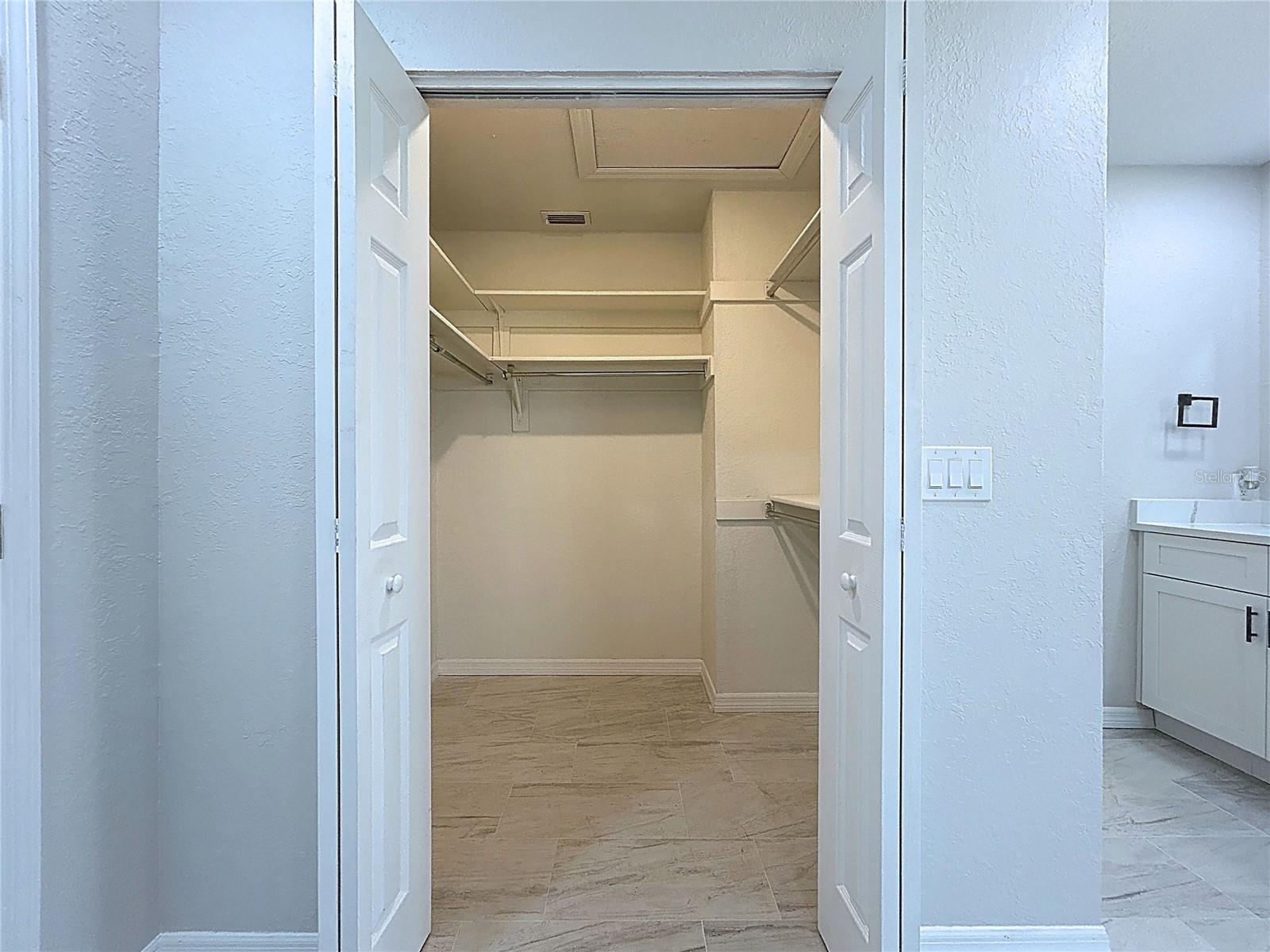 Listing photo id 52 for 2881 Hammock Drive