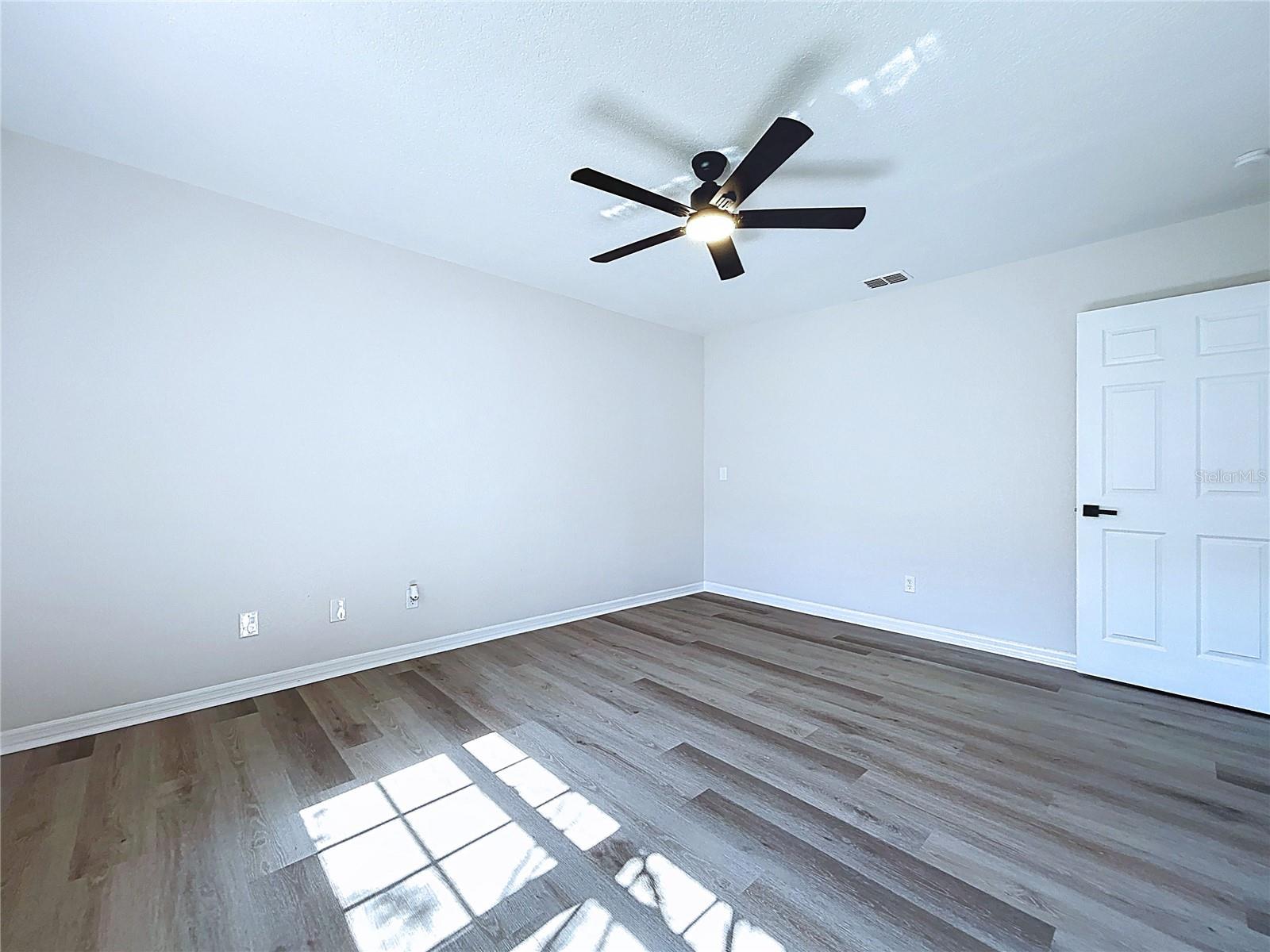 Listing photo id 57 for 2881 Hammock Drive