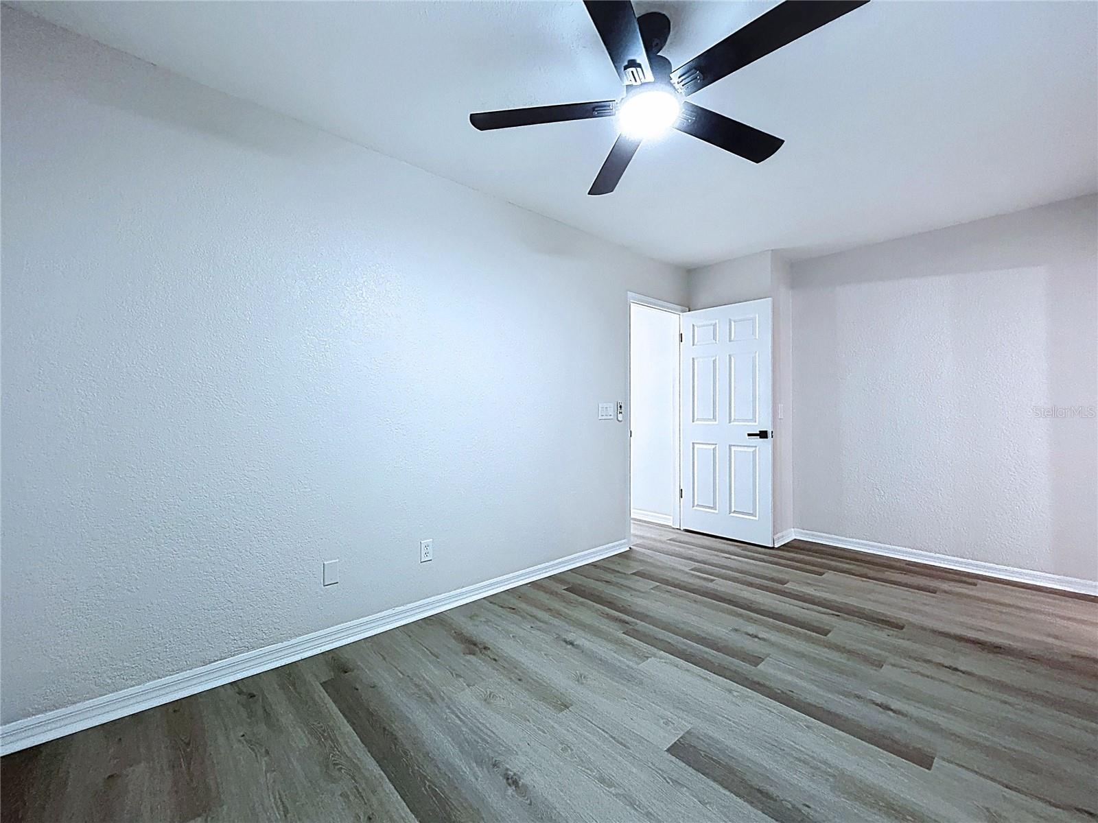 Listing photo id 59 for 2881 Hammock Drive