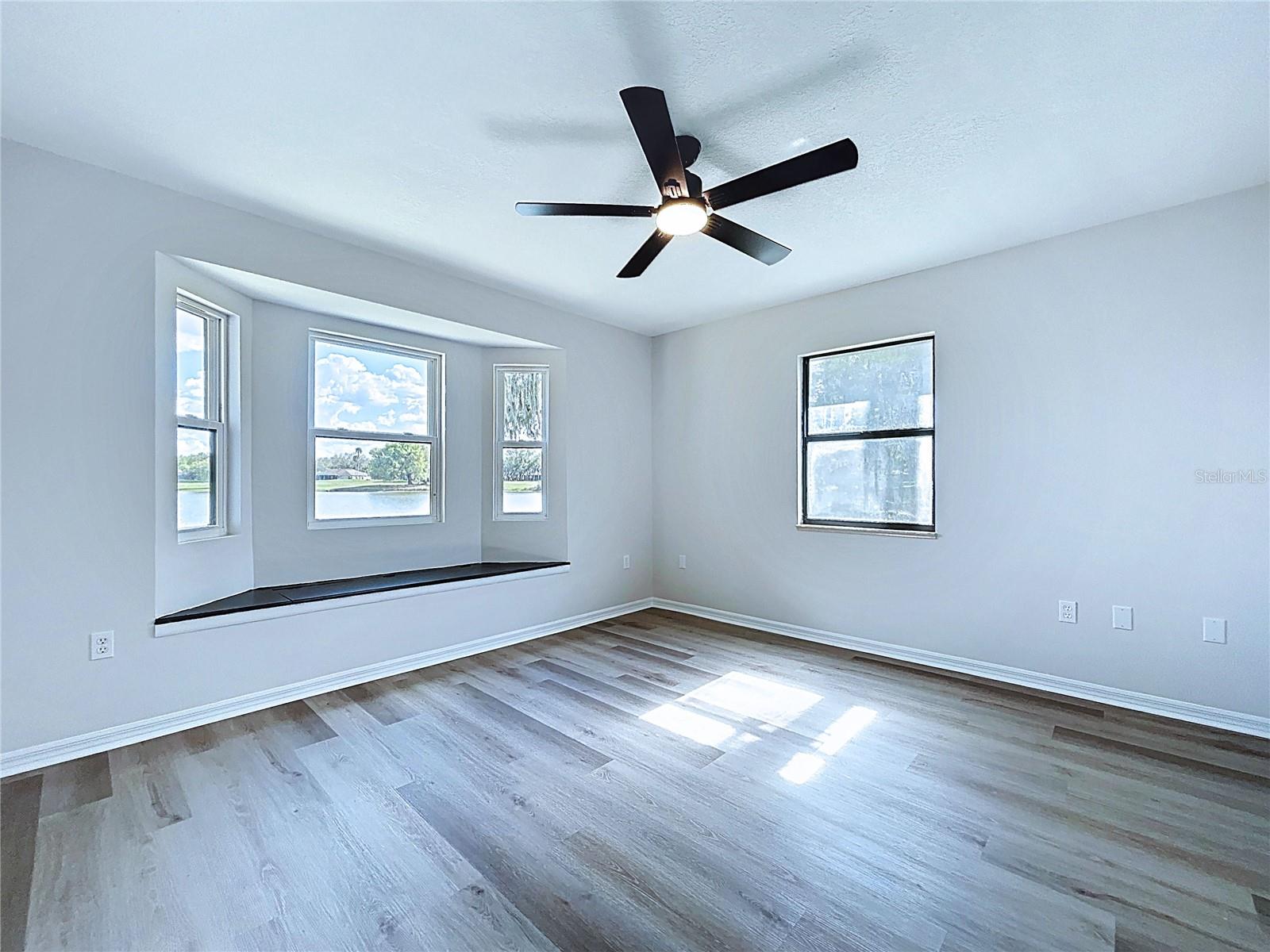 Listing photo id 69 for 2881 Hammock Drive