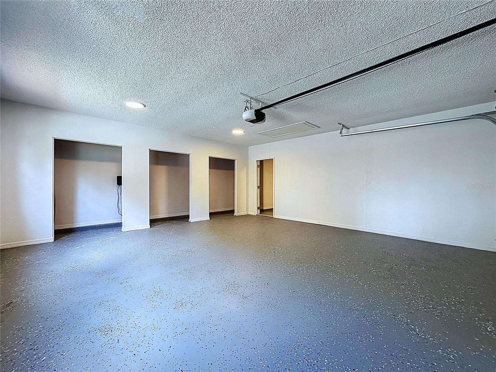 Listing photo id 78 for 2881 Hammock Drive