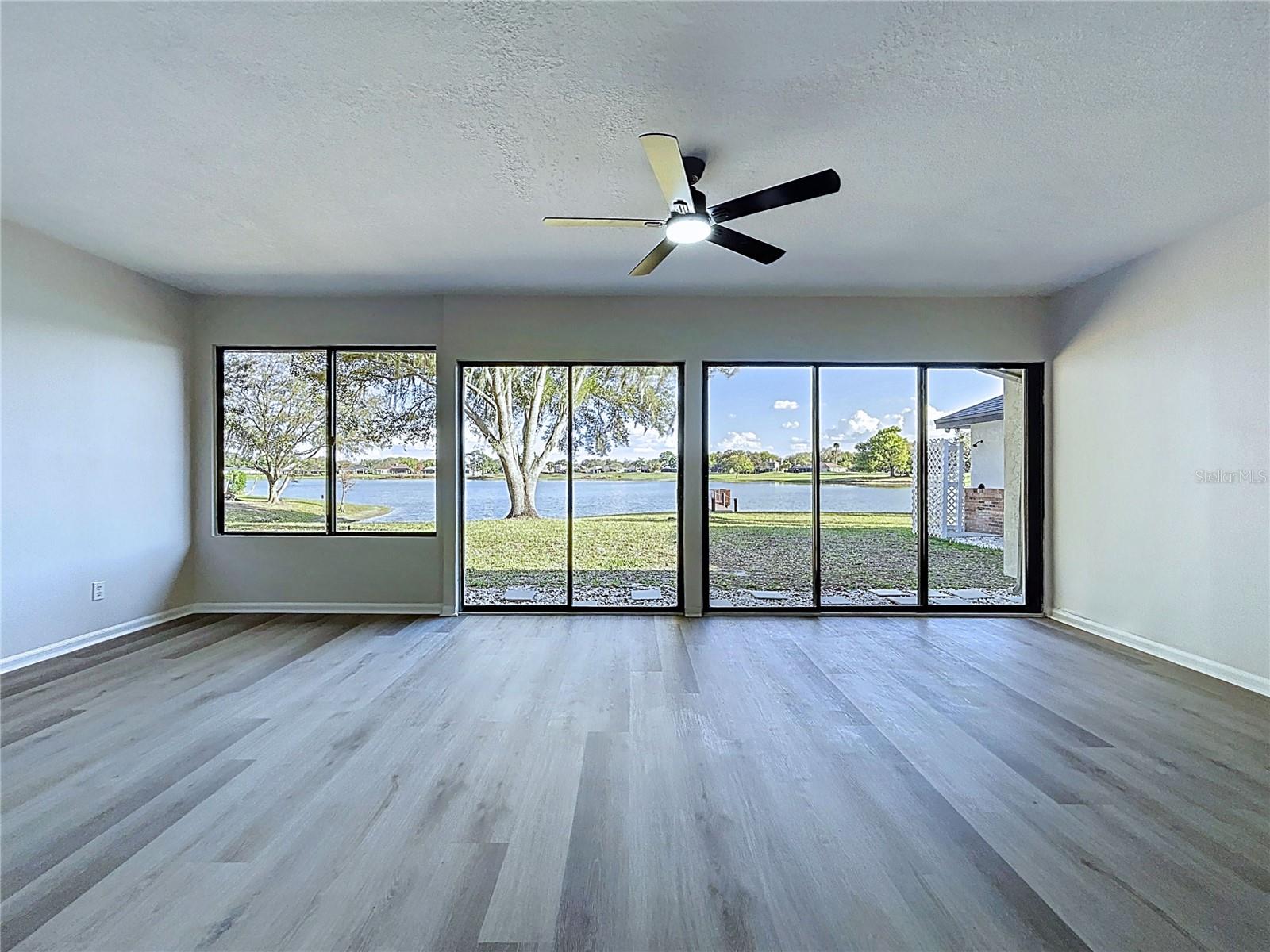 Listing photo id 86 for 2881 Hammock Drive