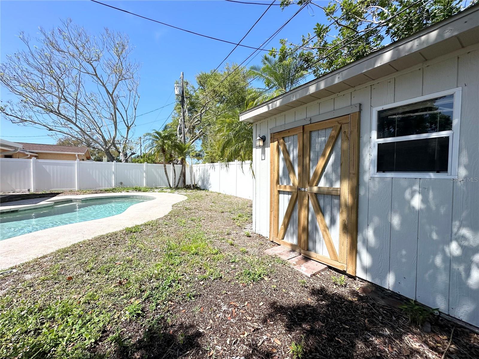 Image 19 of 32 For 5519 17th Avenue N