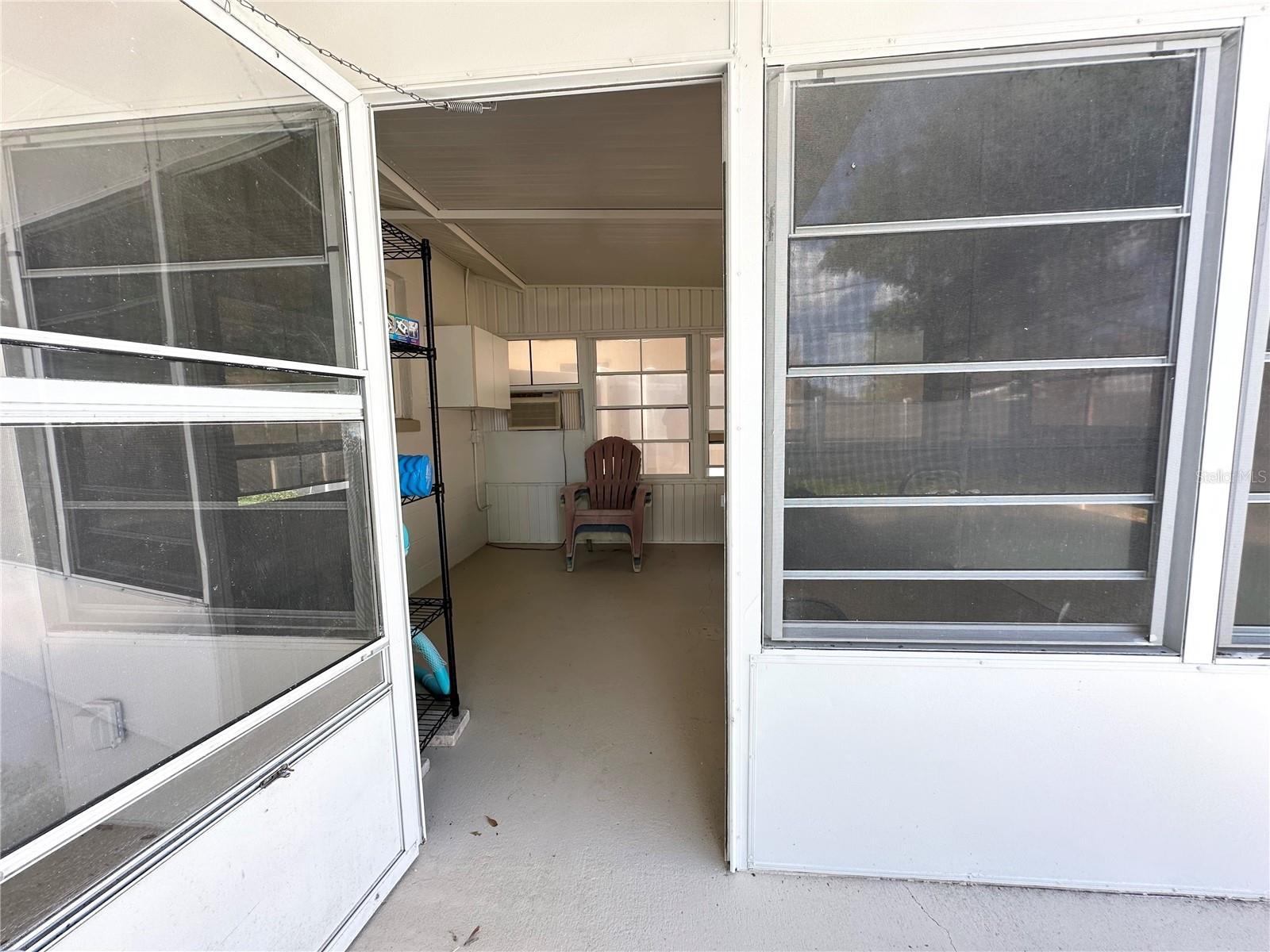 Image 21 of 32 For 5519 17th Avenue N