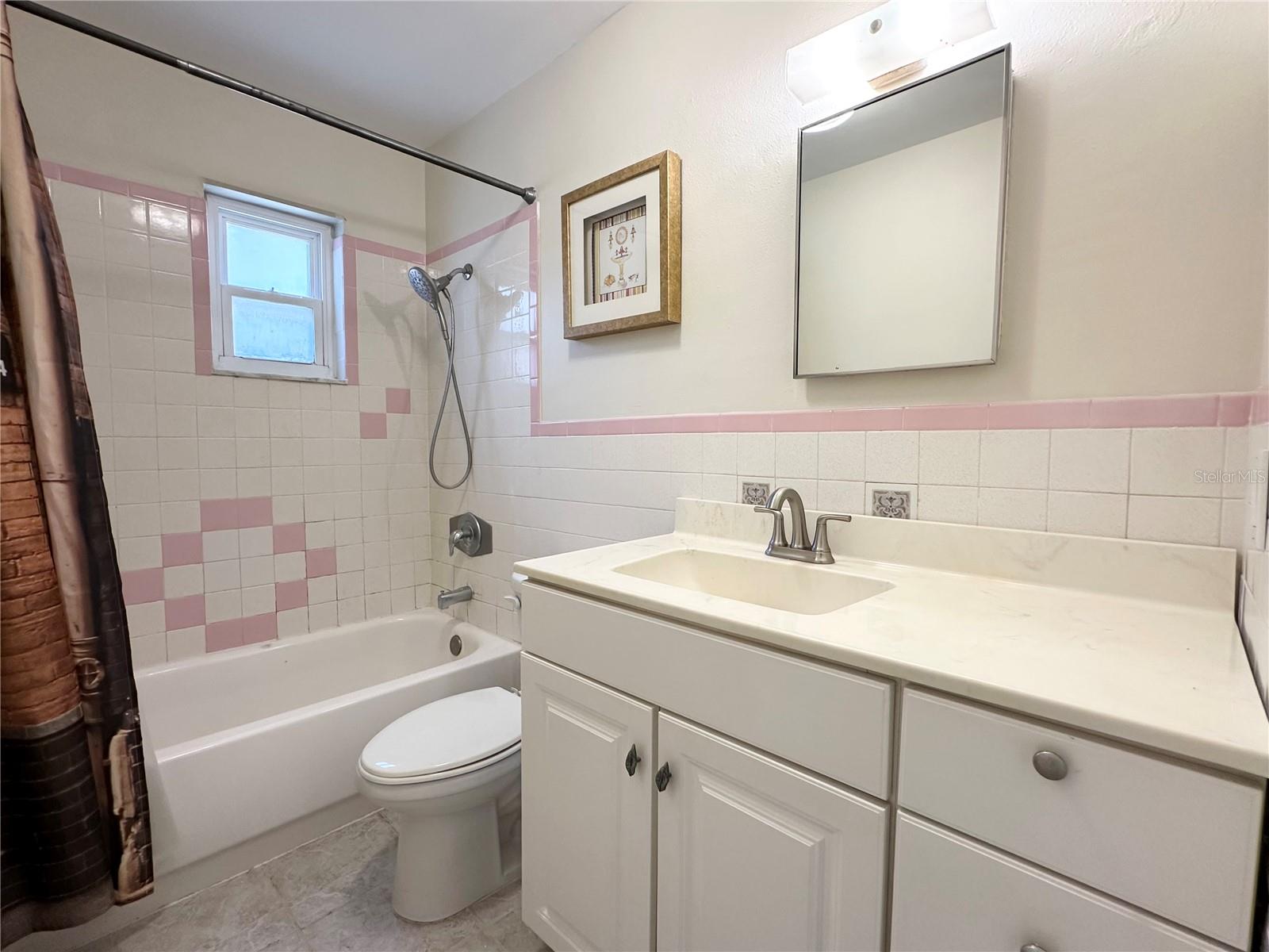 Image 27 of 32 For 5519 17th Avenue N