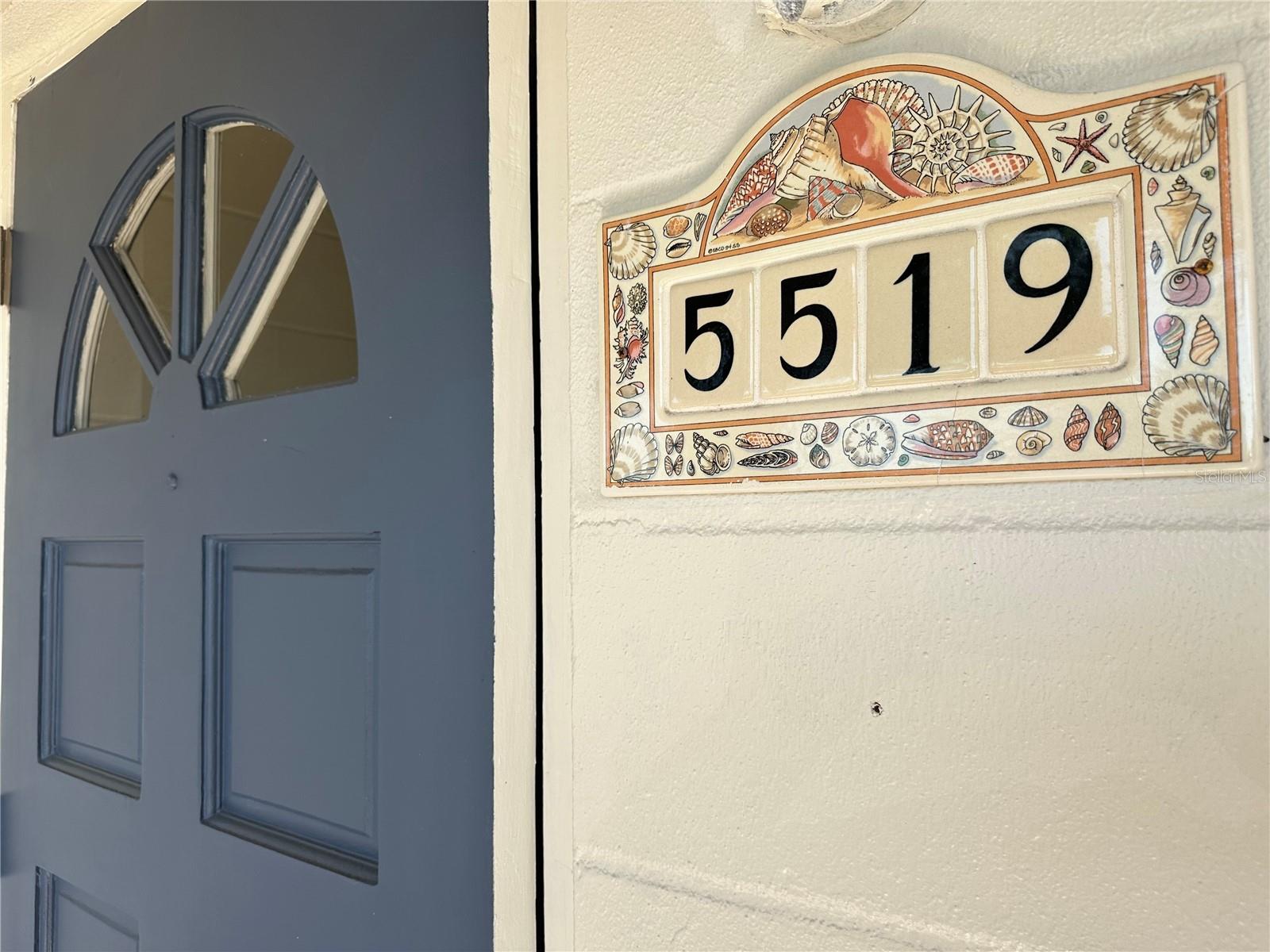 Image 3 of 32 For 5519 17th Avenue N