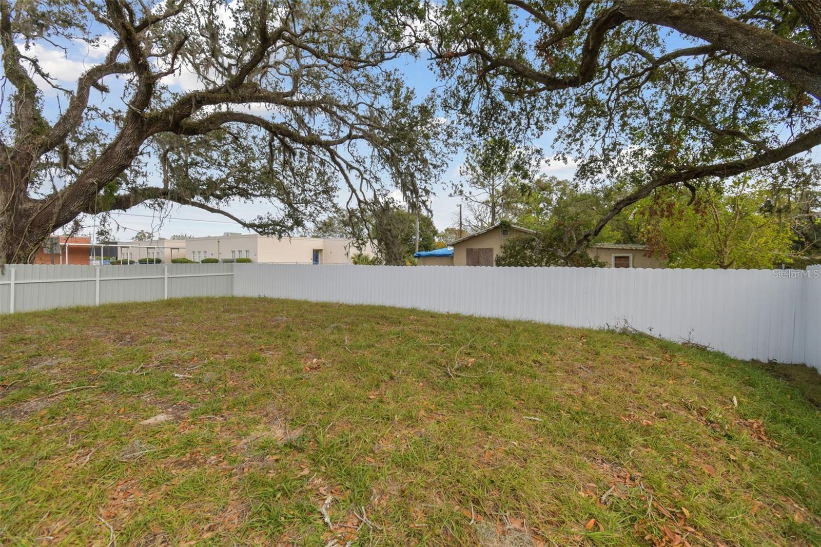 Image 21 of 36 For 6701 19th Avenue