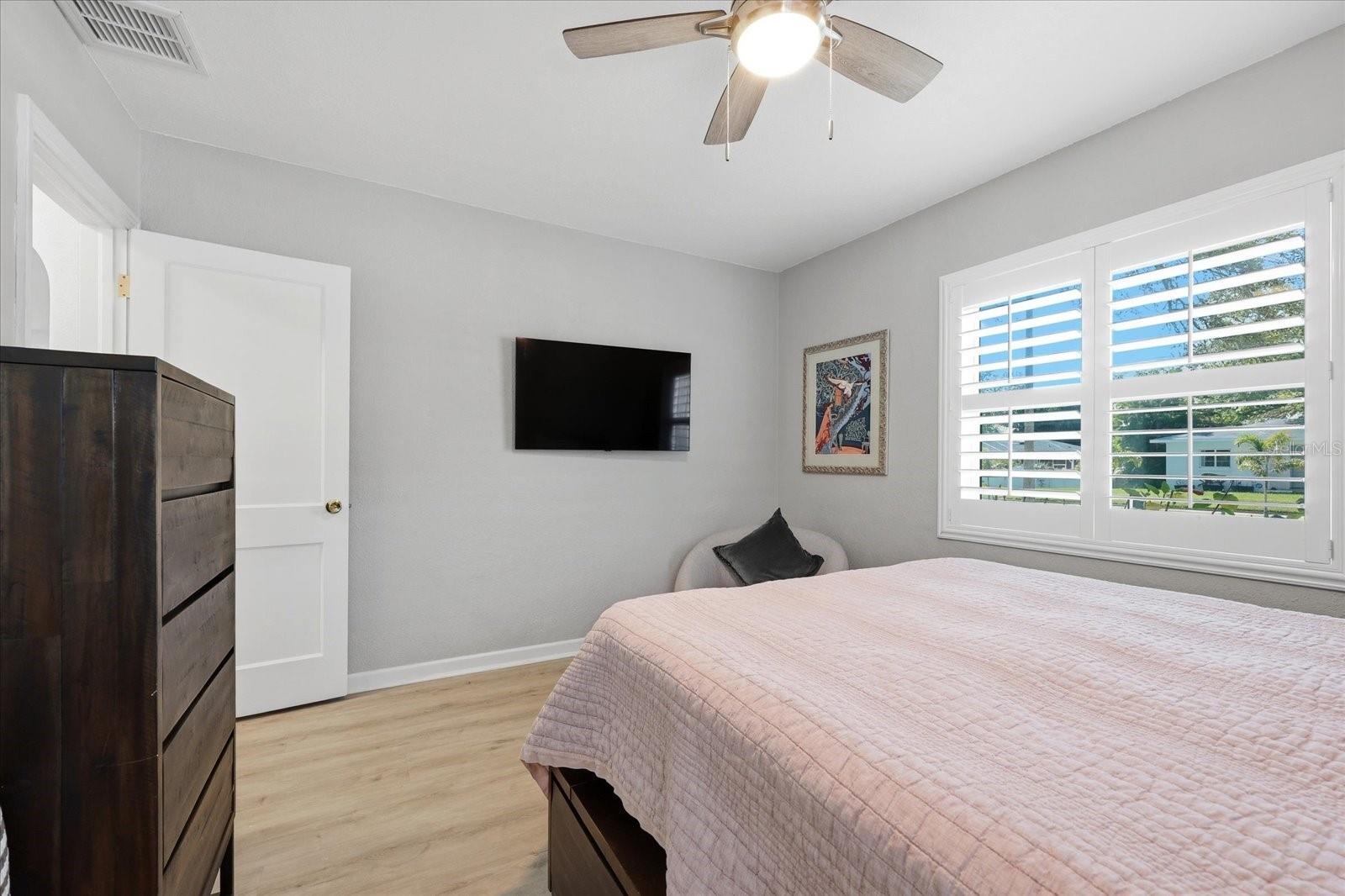 Image 14 of 36 For 152 Valencia Drive