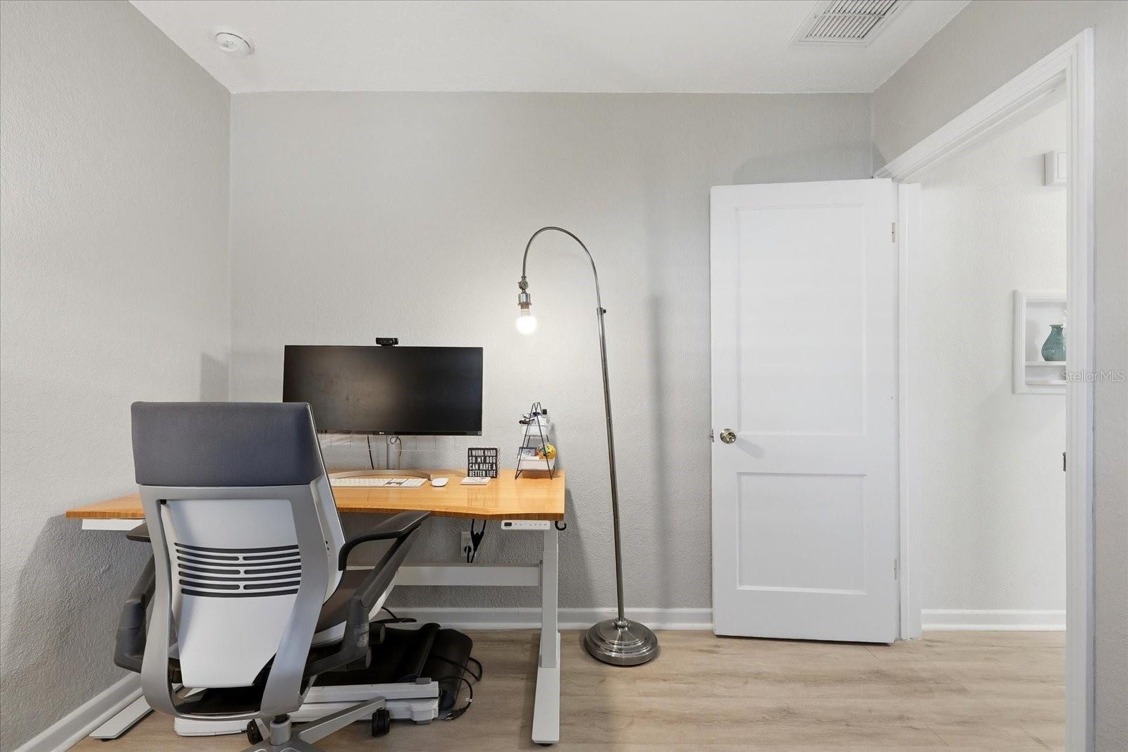 Image 17 of 36 For 152 Valencia Drive