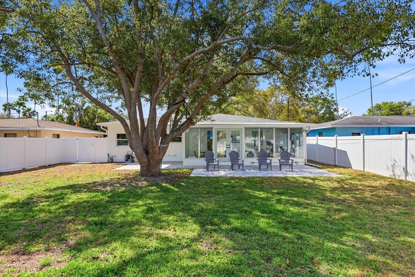 Image 20 of 36 For 152 Valencia Drive