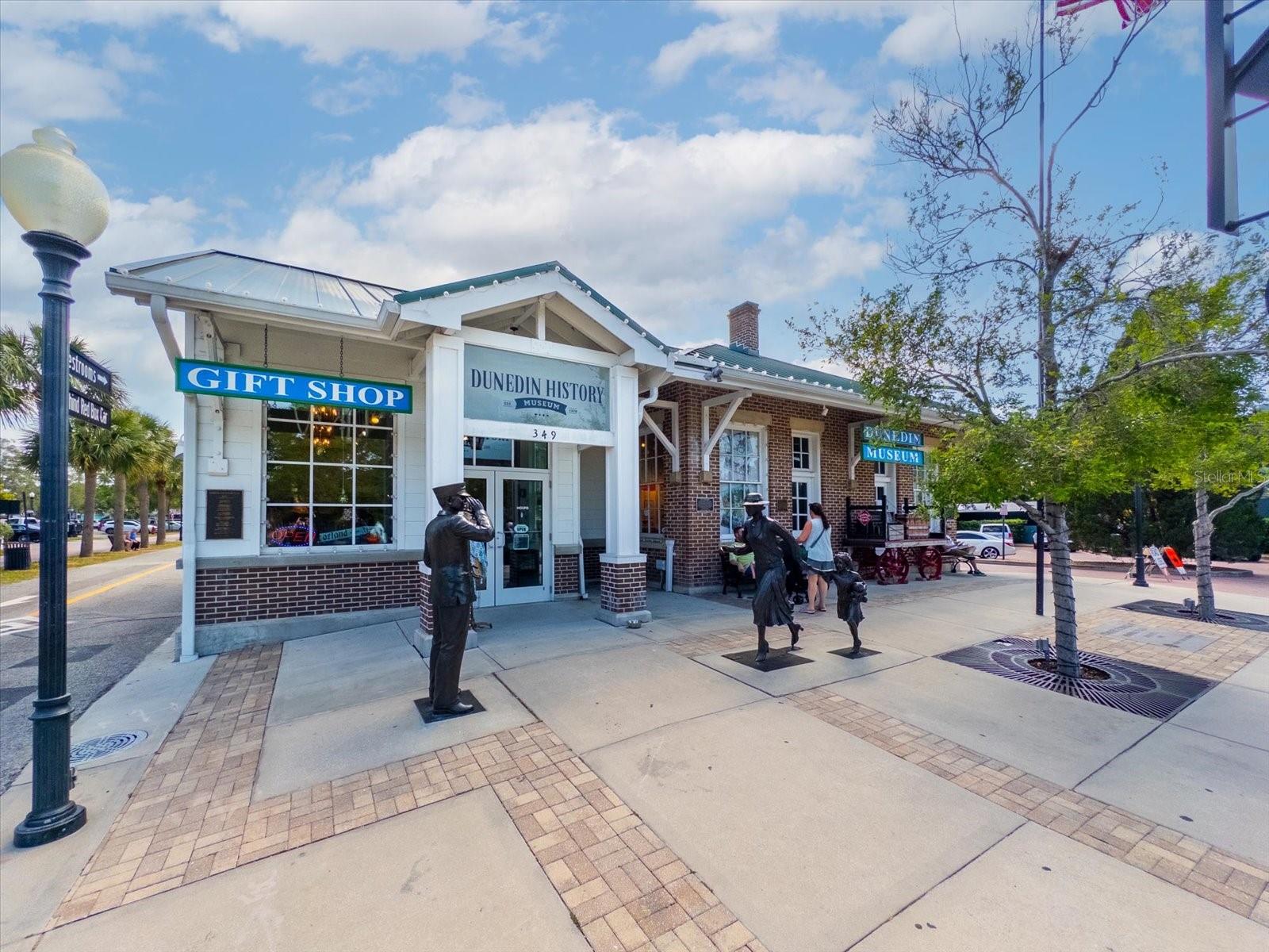 Image 34 of 36 For 152 Valencia Drive