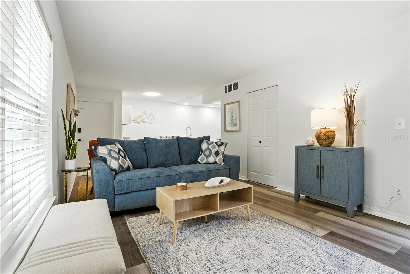 Image 5 of 24 For 1799 Highland Avenue 143