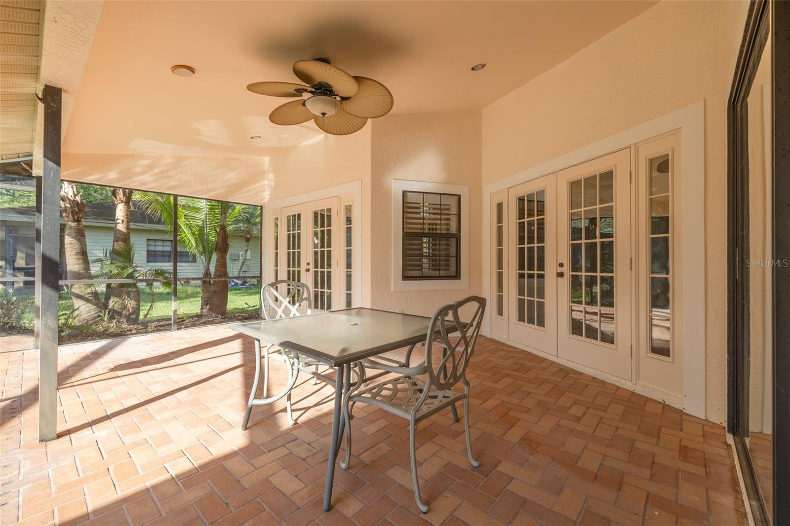 Image 22 of 37 For 470 Hickorynut Avenue