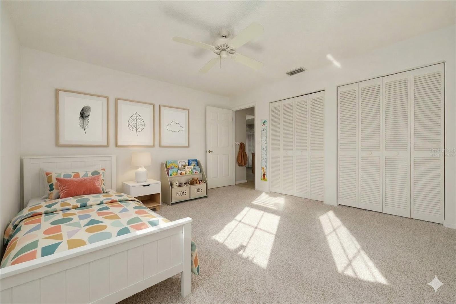 Image 7 of 37 For 470 Hickorynut Avenue