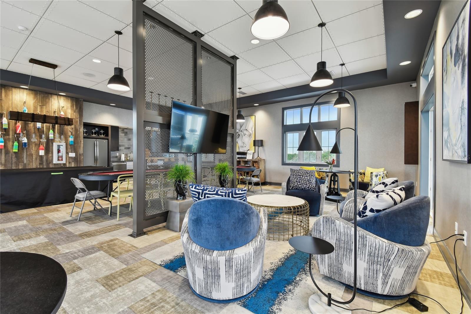 Image 44 of 52 For 611 Destiny Drive 308