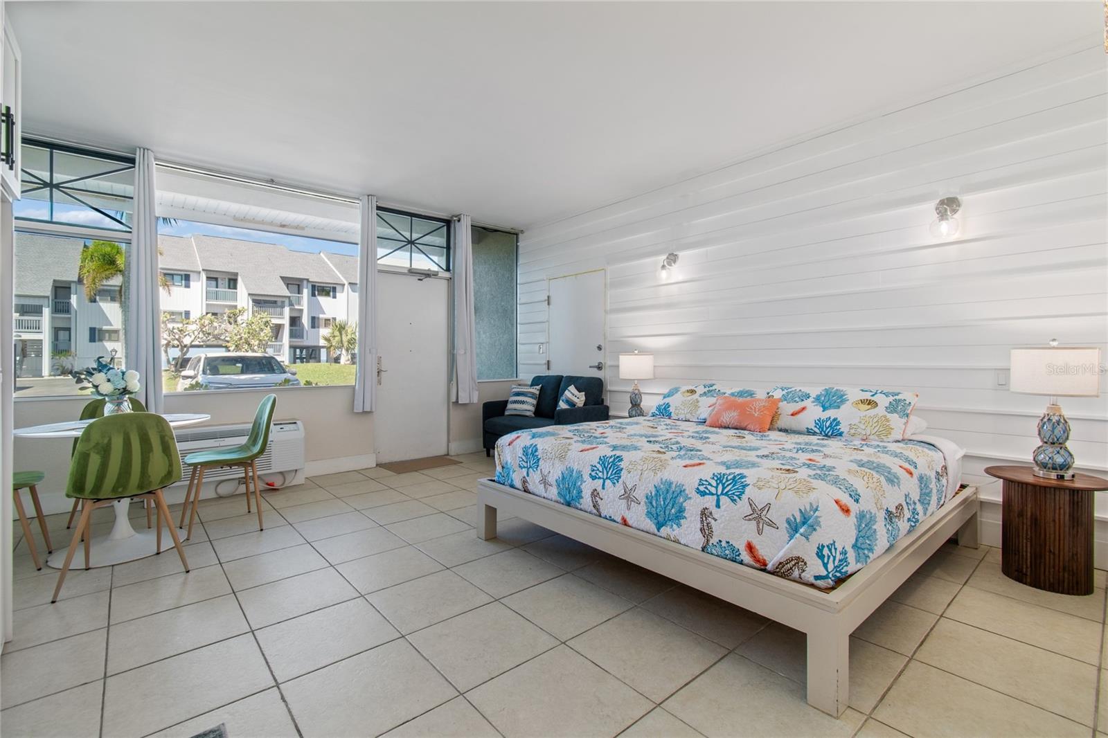 Image 9 of 52 For 611 Destiny Drive 308