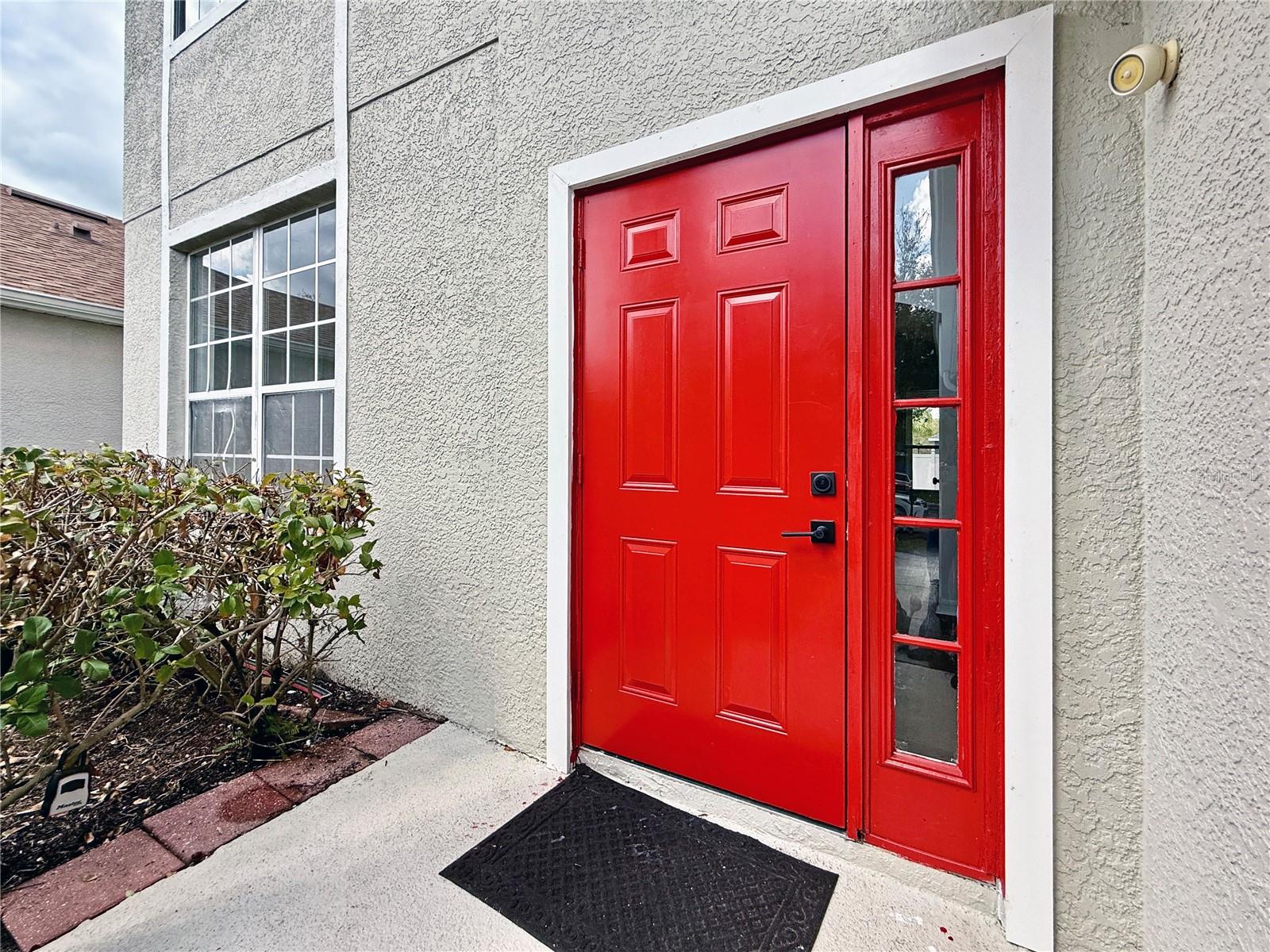 Listing photo id 9 for 8212 Cypress Breeze Way