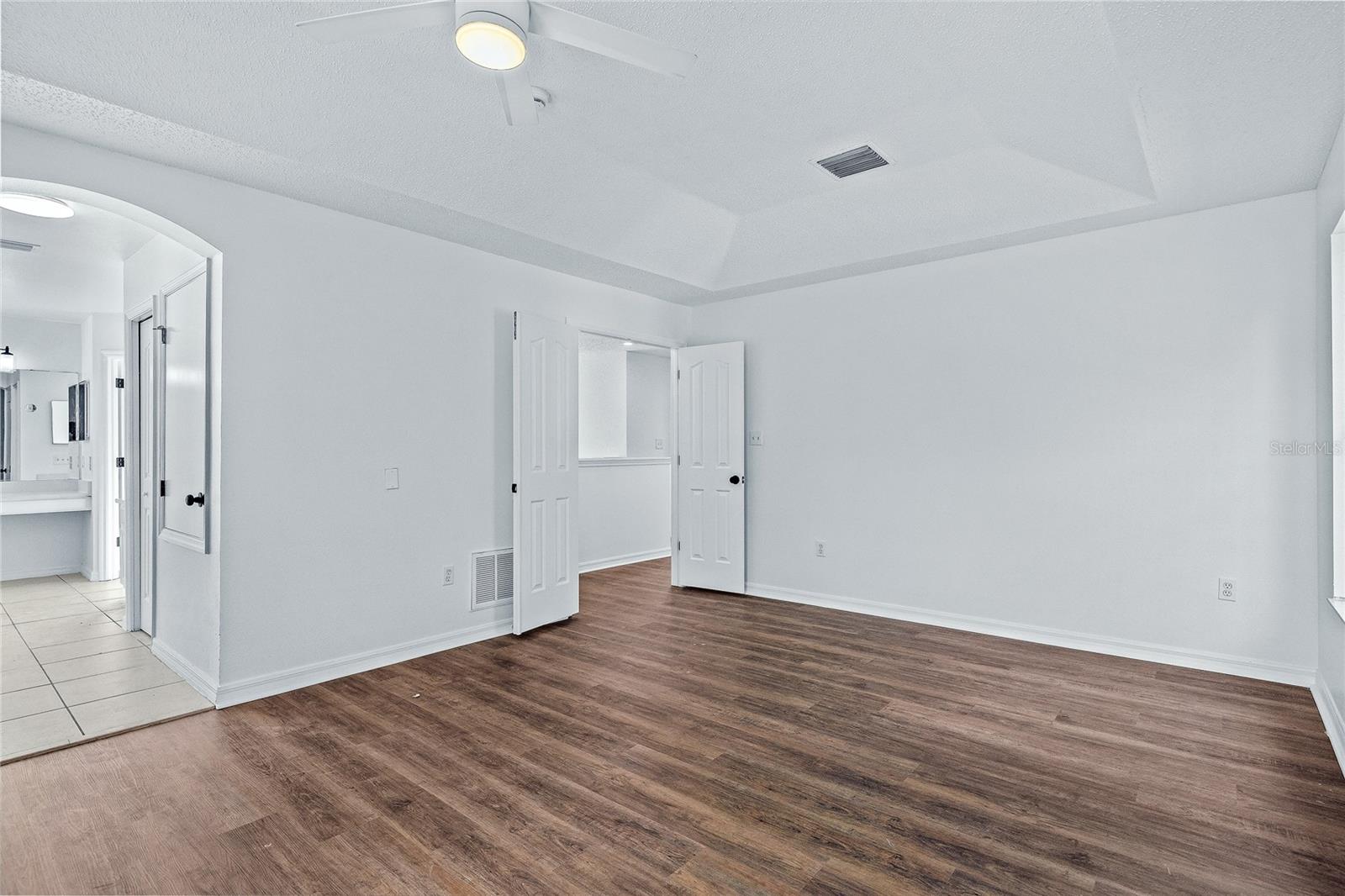 Listing photo id 38 for 8212 Cypress Breeze Way