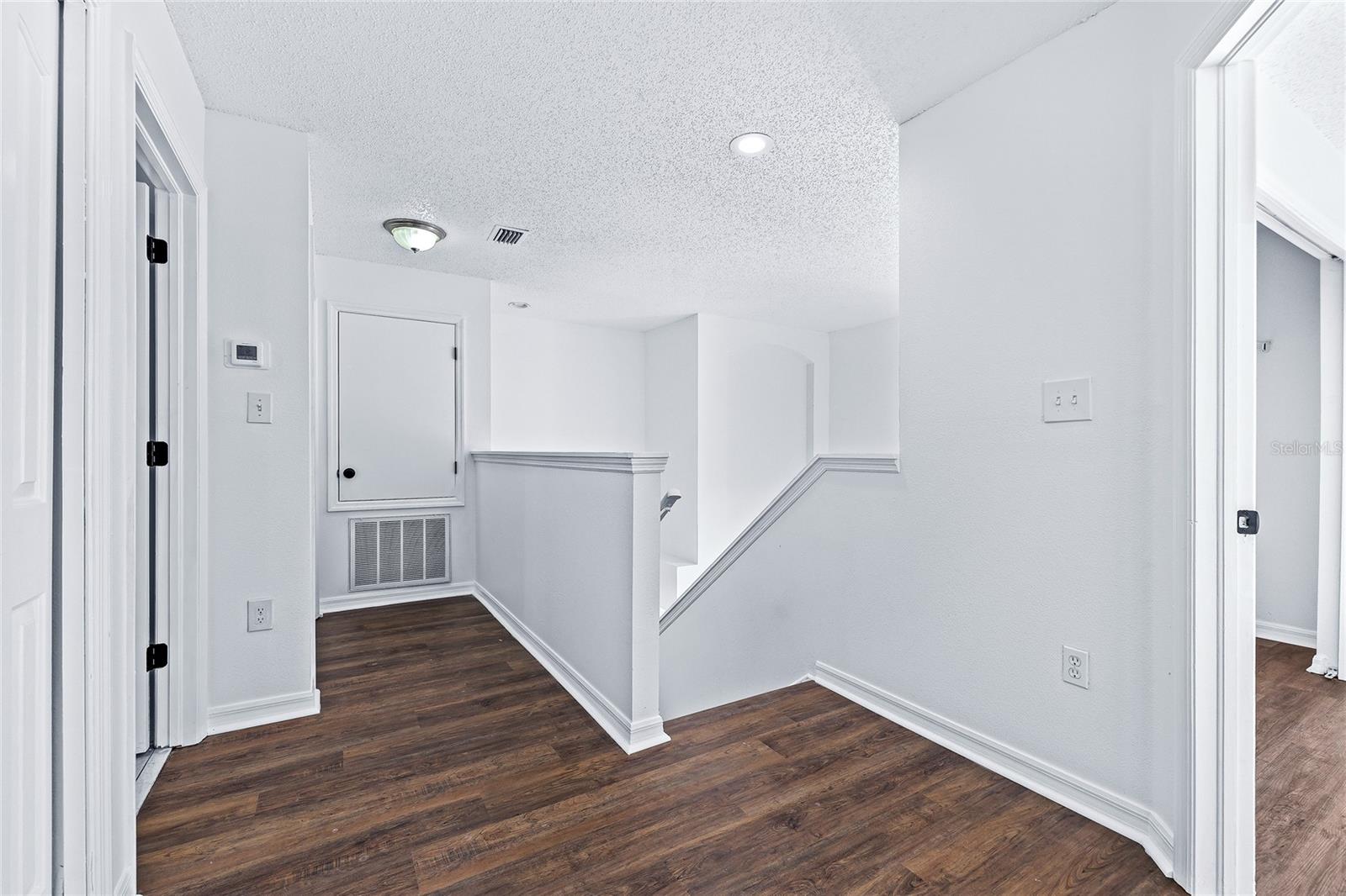 Listing photo id 44 for 8212 Cypress Breeze Way