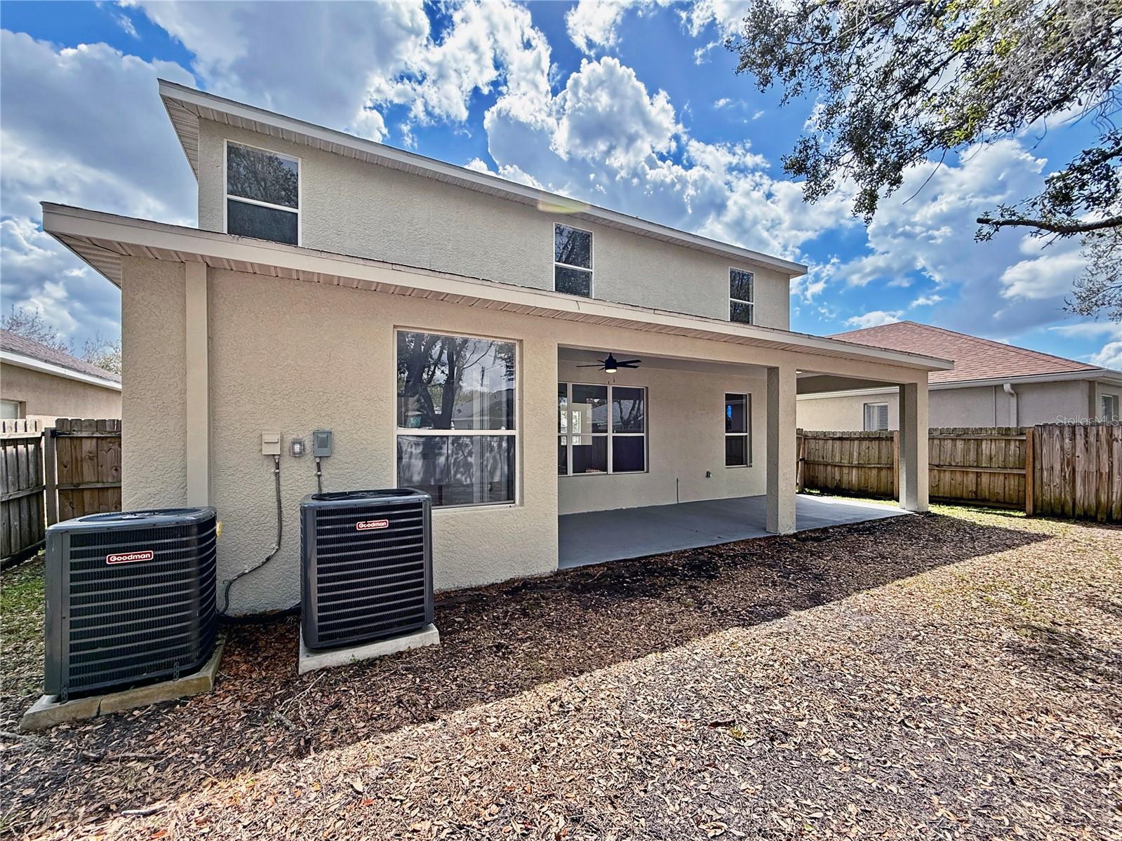 Listing photo id 49 for 8212 Cypress Breeze Way