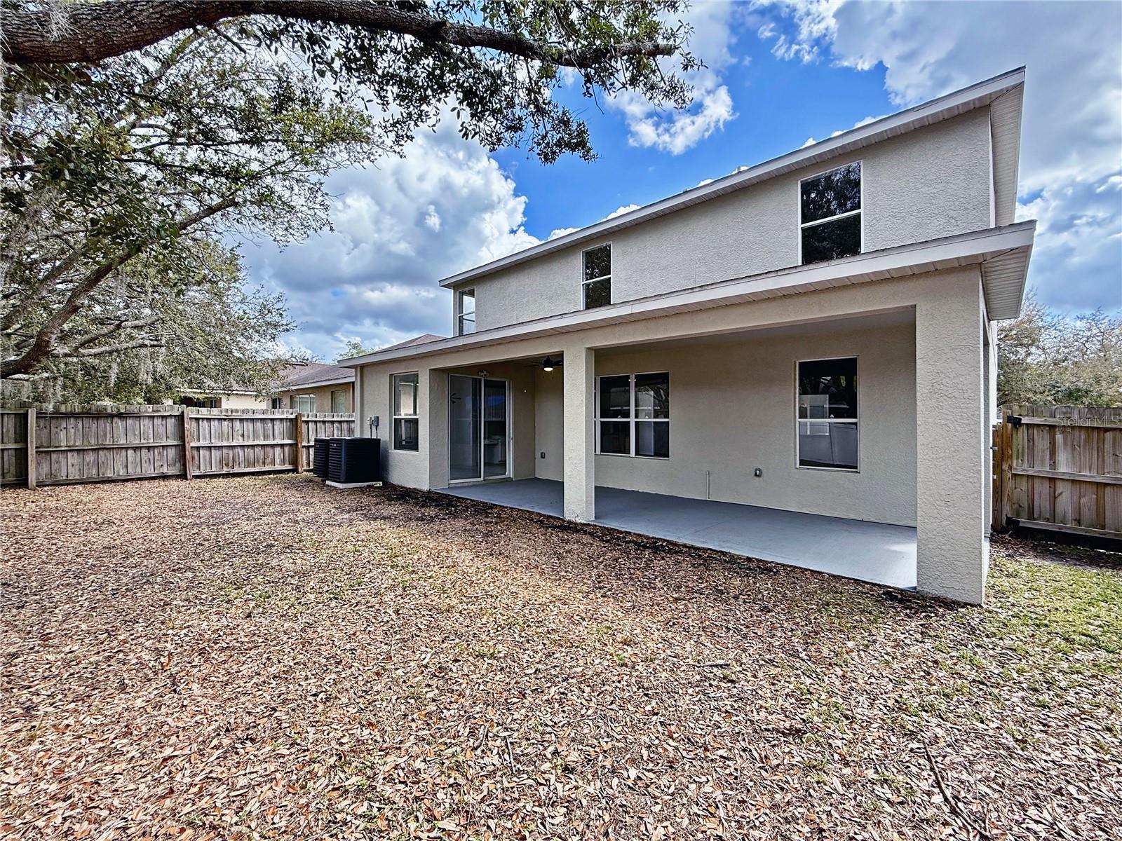 Listing photo id 50 for 8212 Cypress Breeze Way