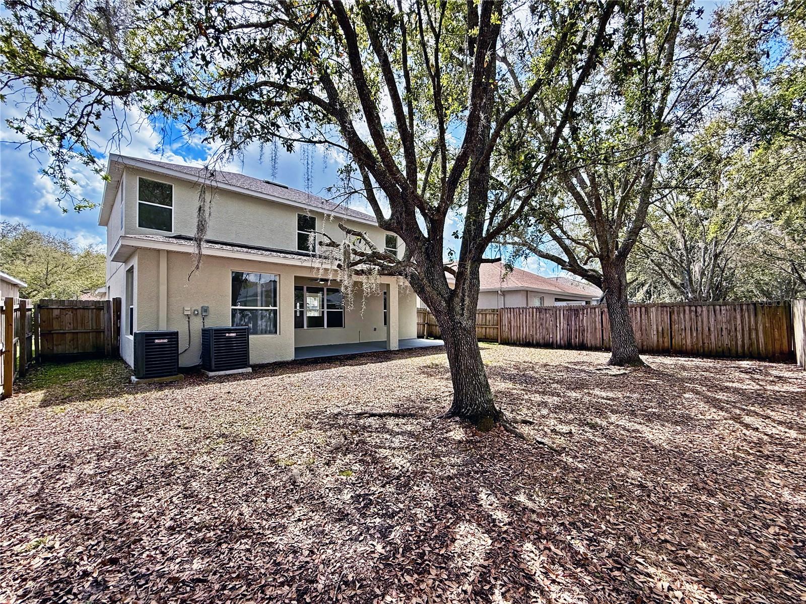 Listing photo id 51 for 8212 Cypress Breeze Way