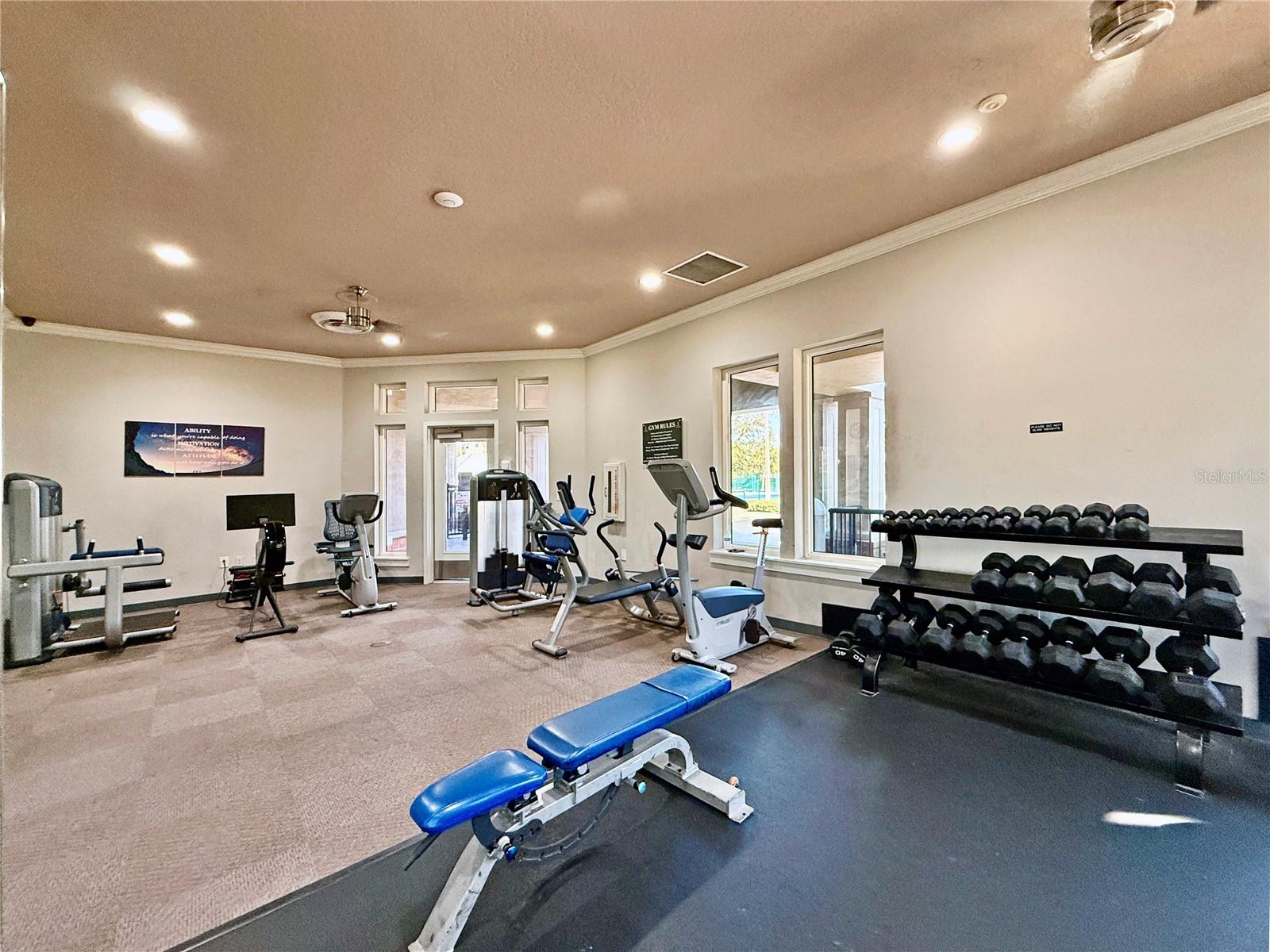 Listing photo id 64 for 8212 Cypress Breeze Way