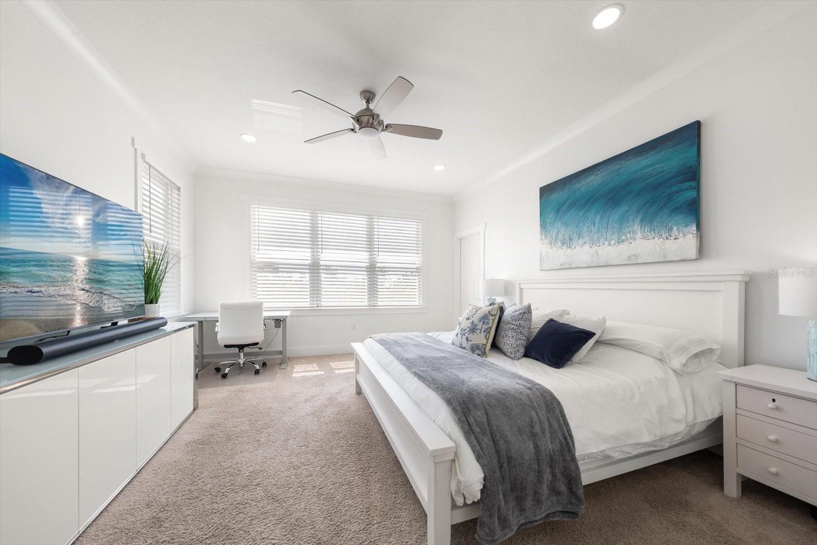 Image 11 of 36 For 1297 Savona Drive Ne