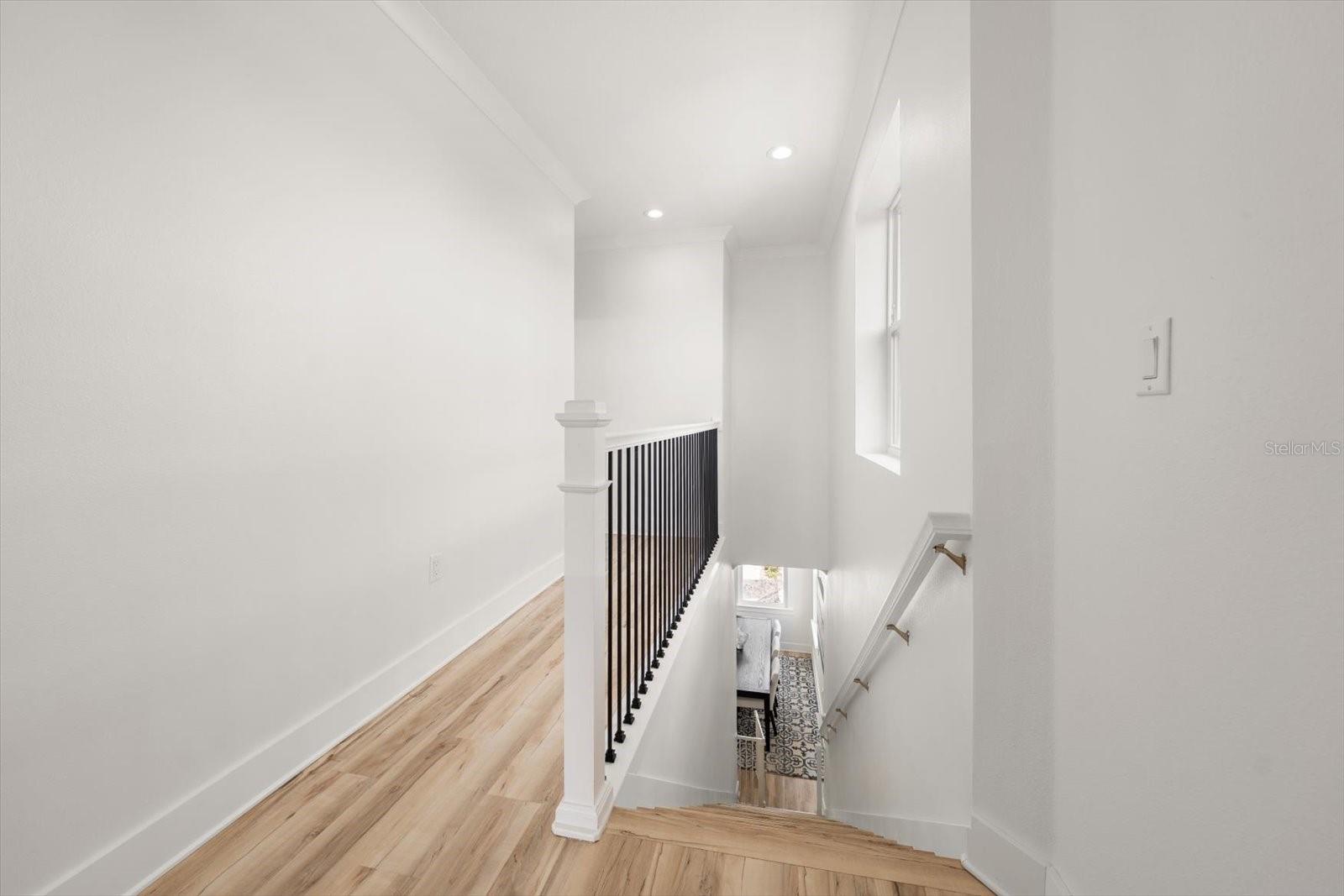 Image 22 of 36 For 1297 Savona Drive Ne