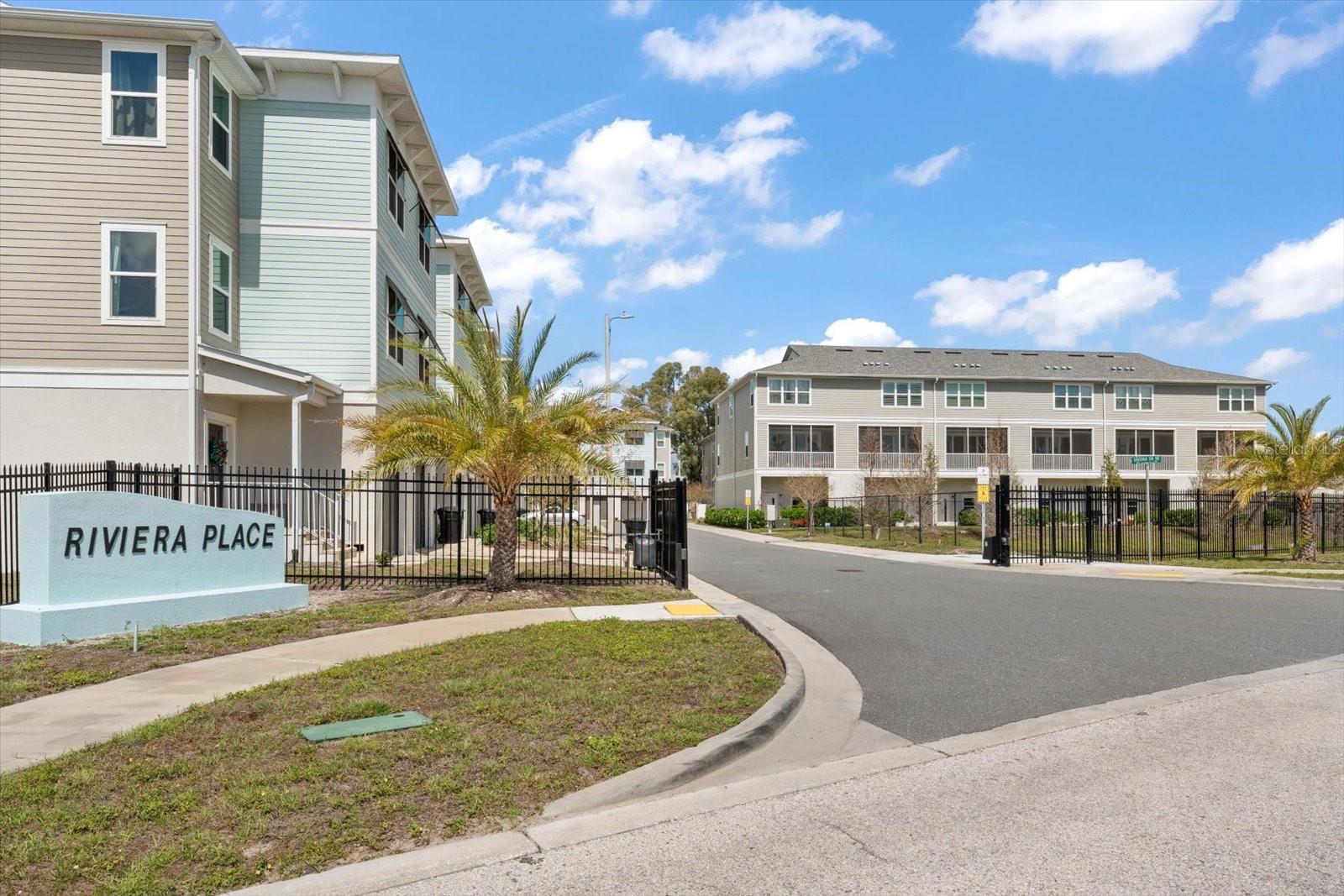 Image 32 of 36 For 1297 Savona Drive Ne