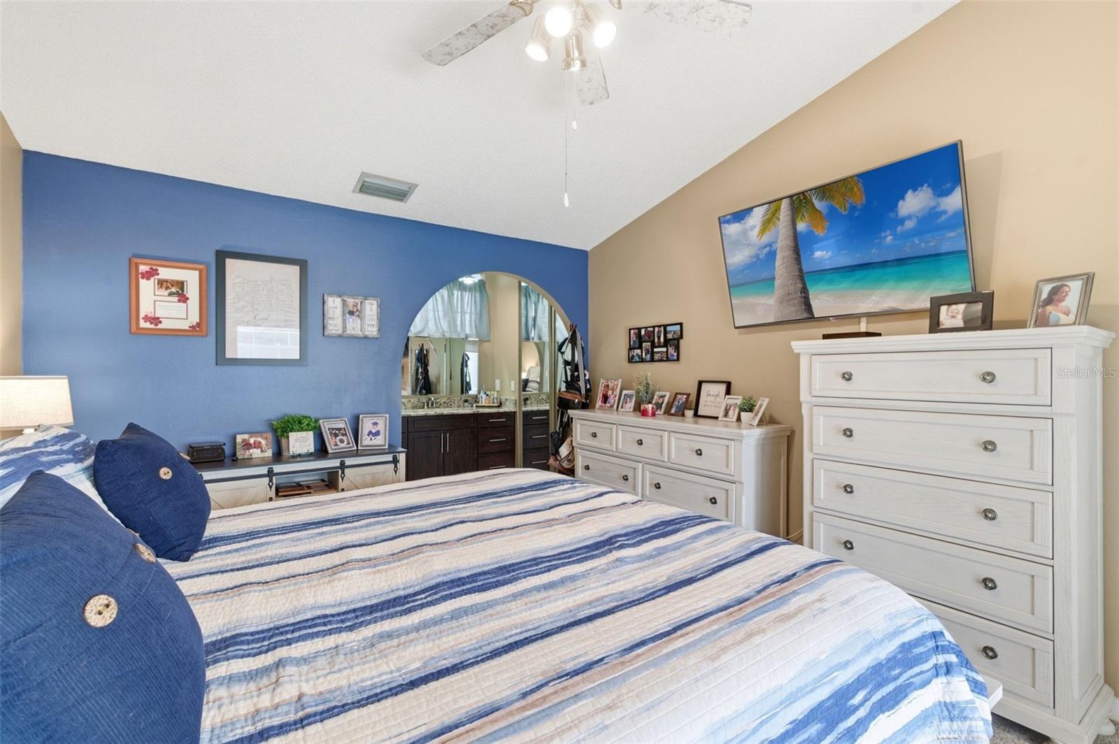 Image 15 of 63 For 212 Overstreet Court