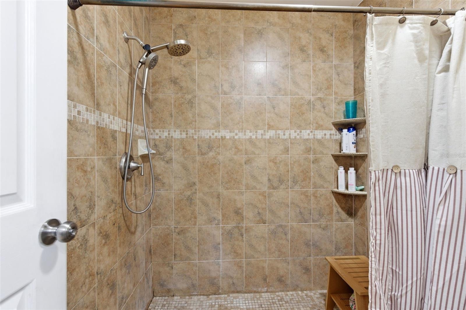 Image 20 of 63 For 212 Overstreet Court