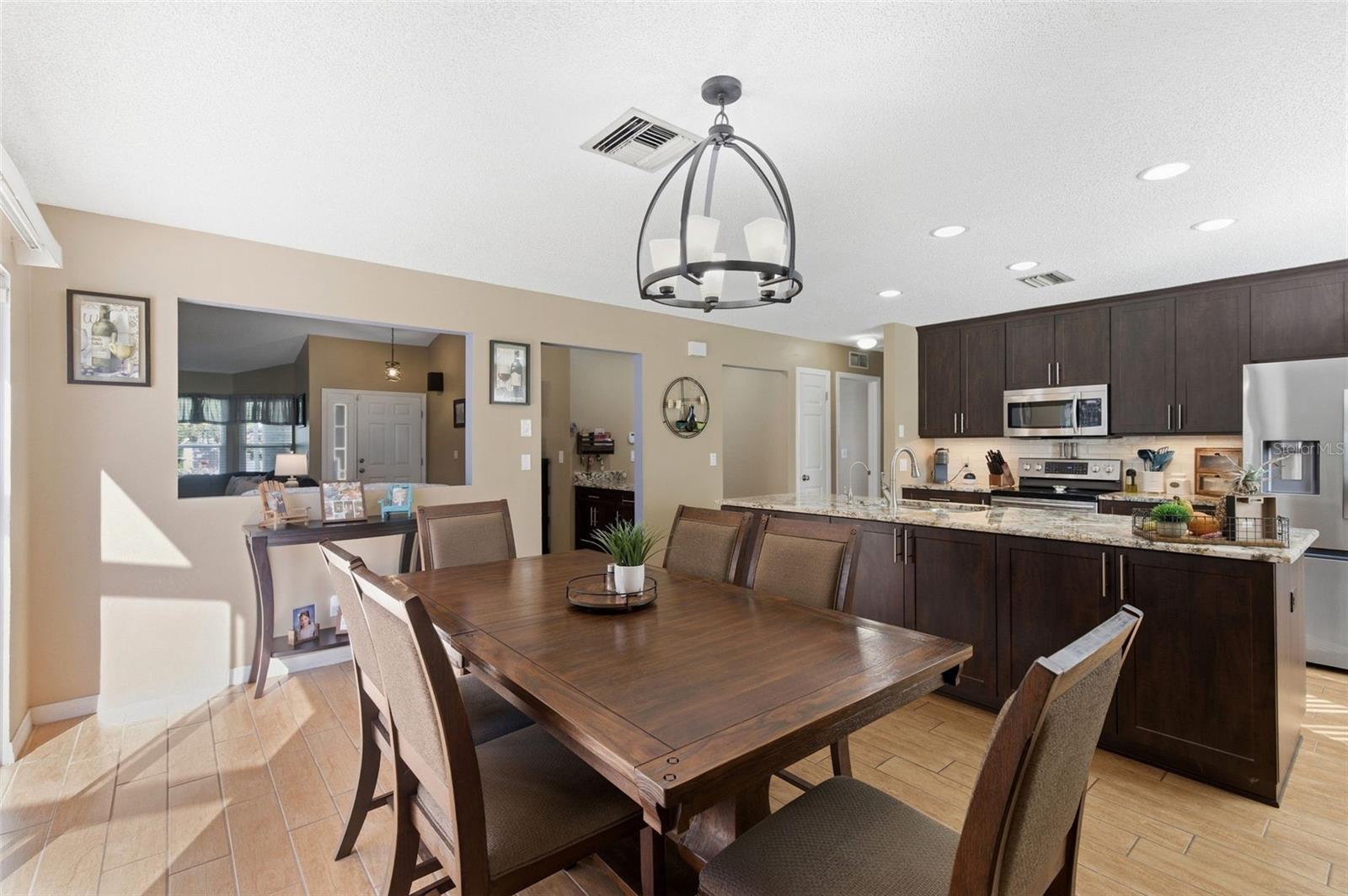 Image 24 of 63 For 212 Overstreet Court