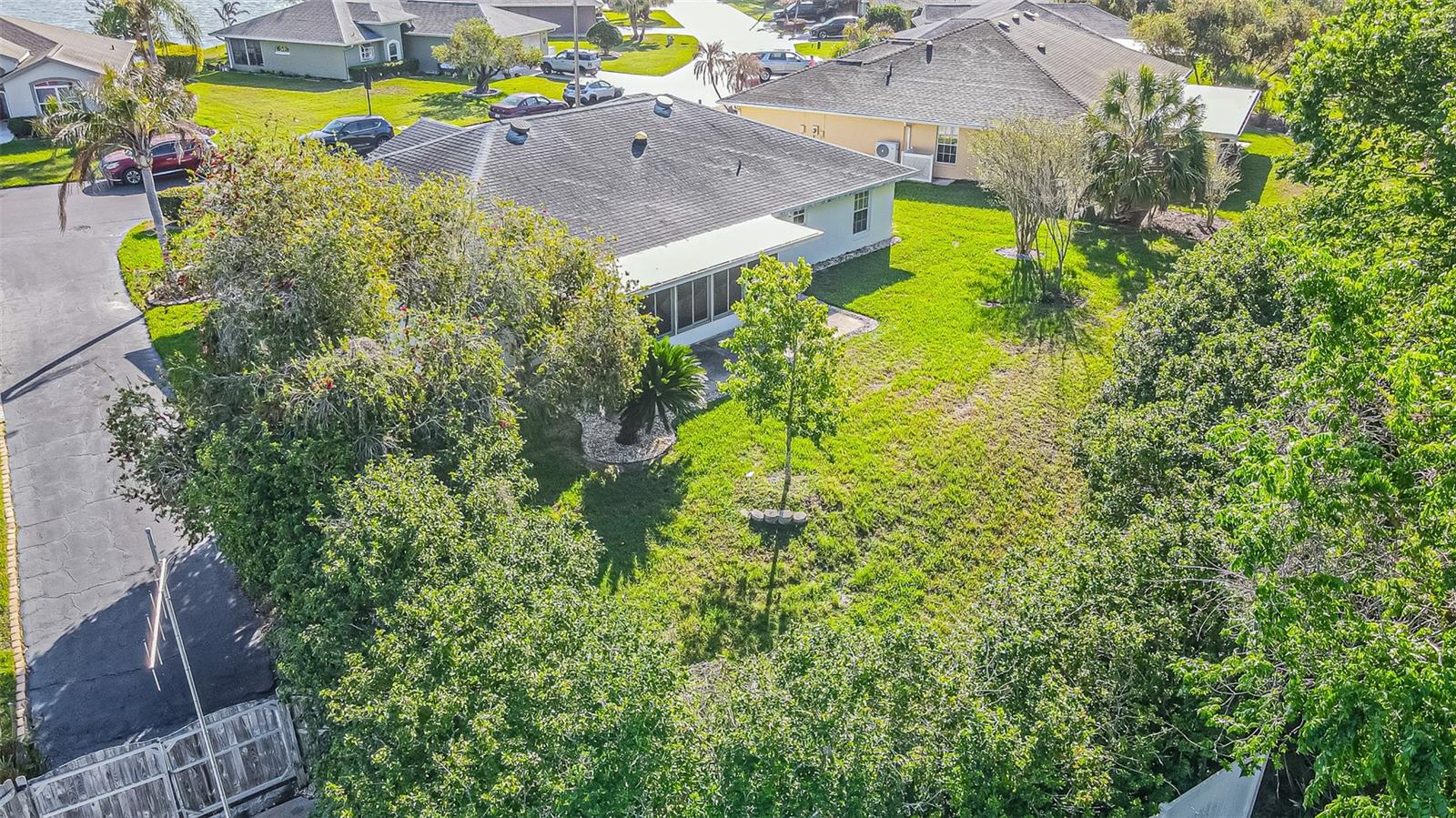 Image 16 of 34 For 10504 Moshie Lane