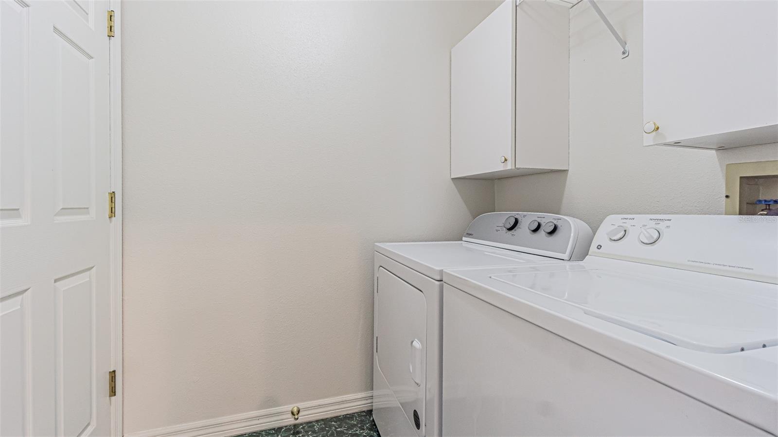 Image 22 of 34 For 10504 Moshie Lane