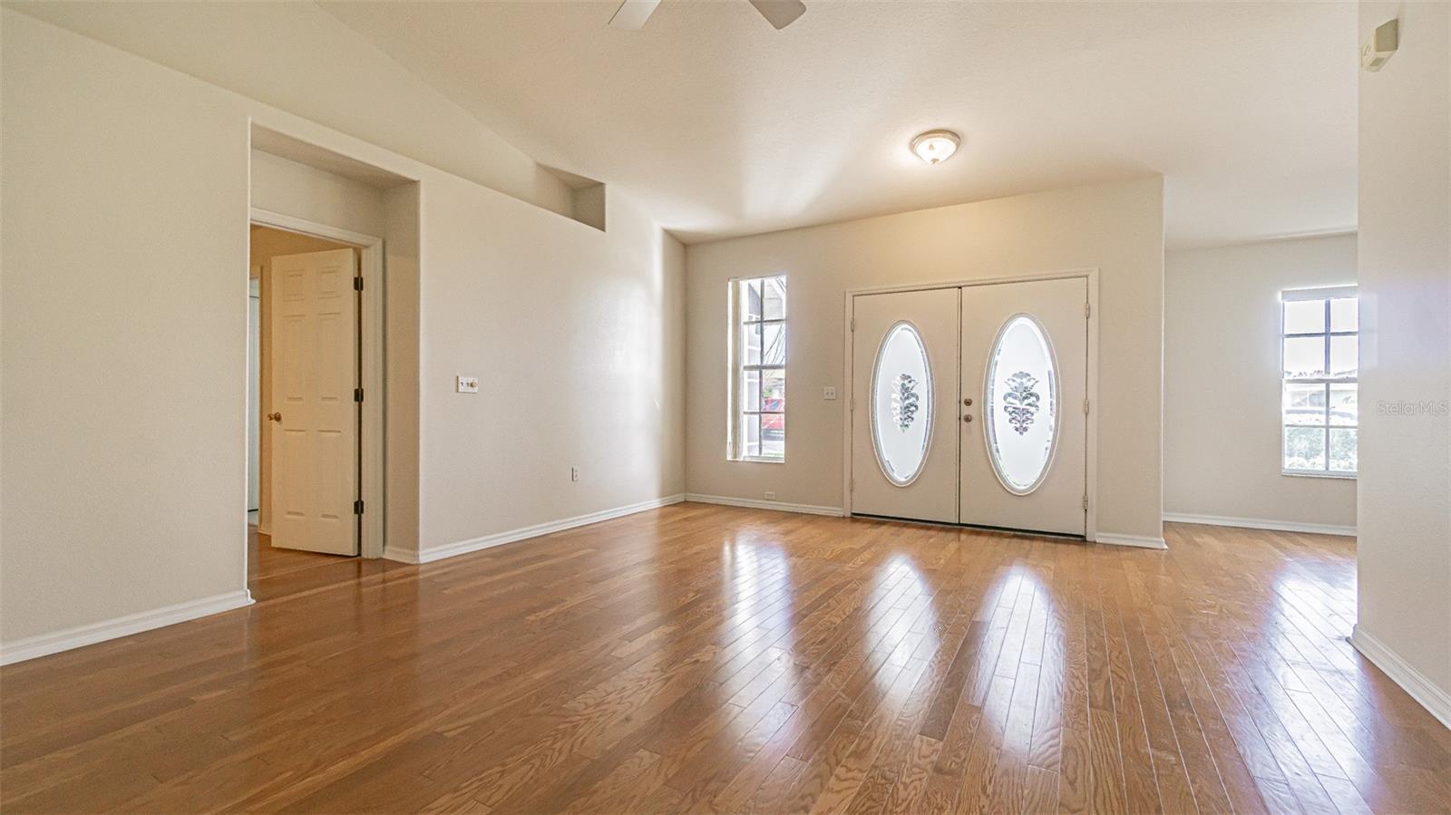 Image 7 of 34 For 10504 Moshie Lane