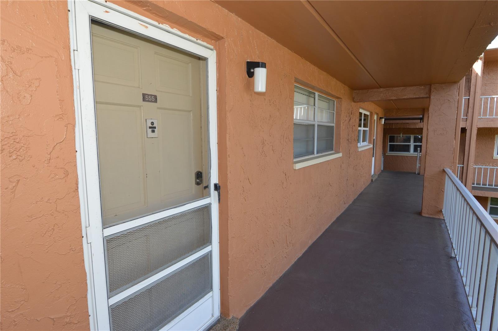 Image 4 of 85 For 12760 Indian Rocks Road 555