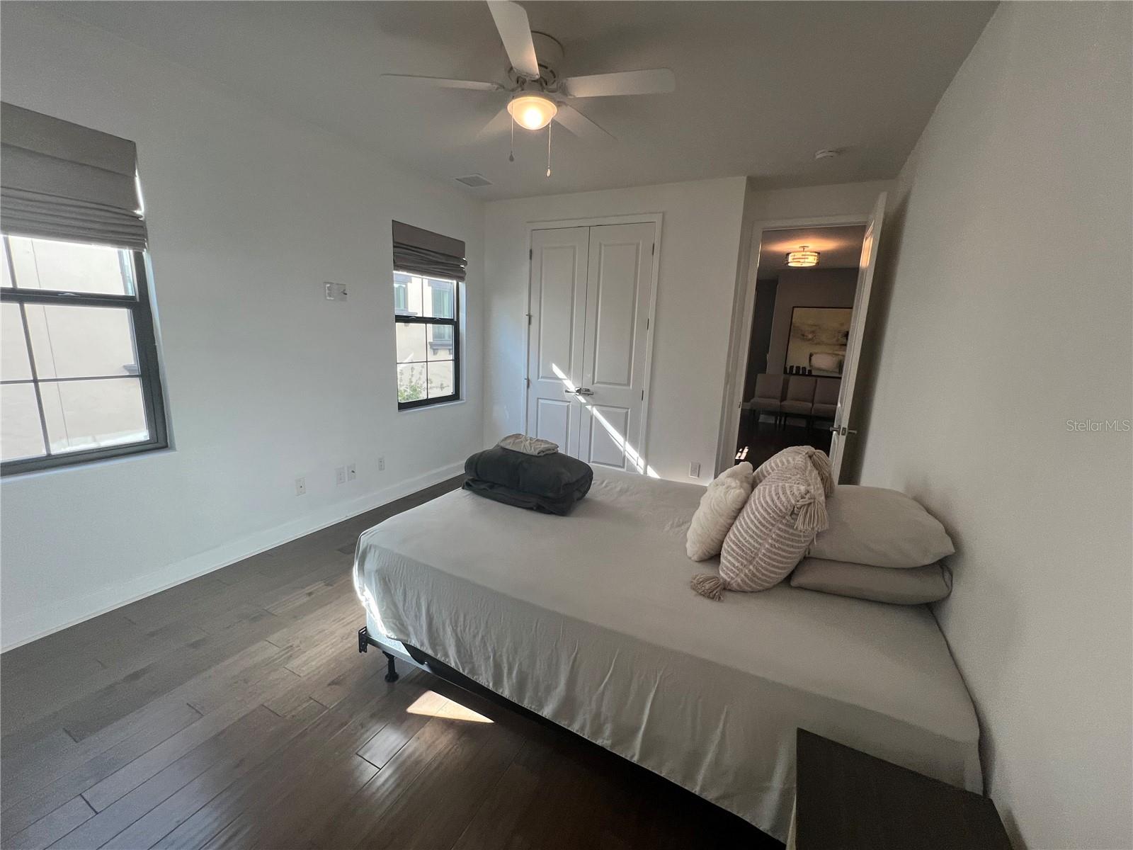 Image 14 of 28 For 7689 Toscana Boulevard