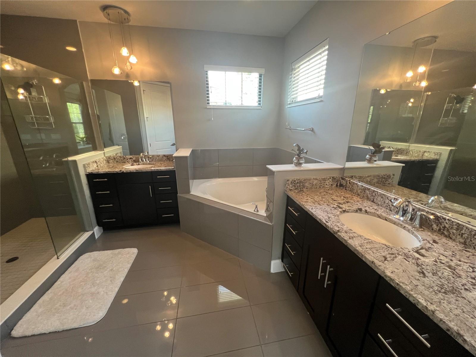 Image 25 of 28 For 7689 Toscana Boulevard