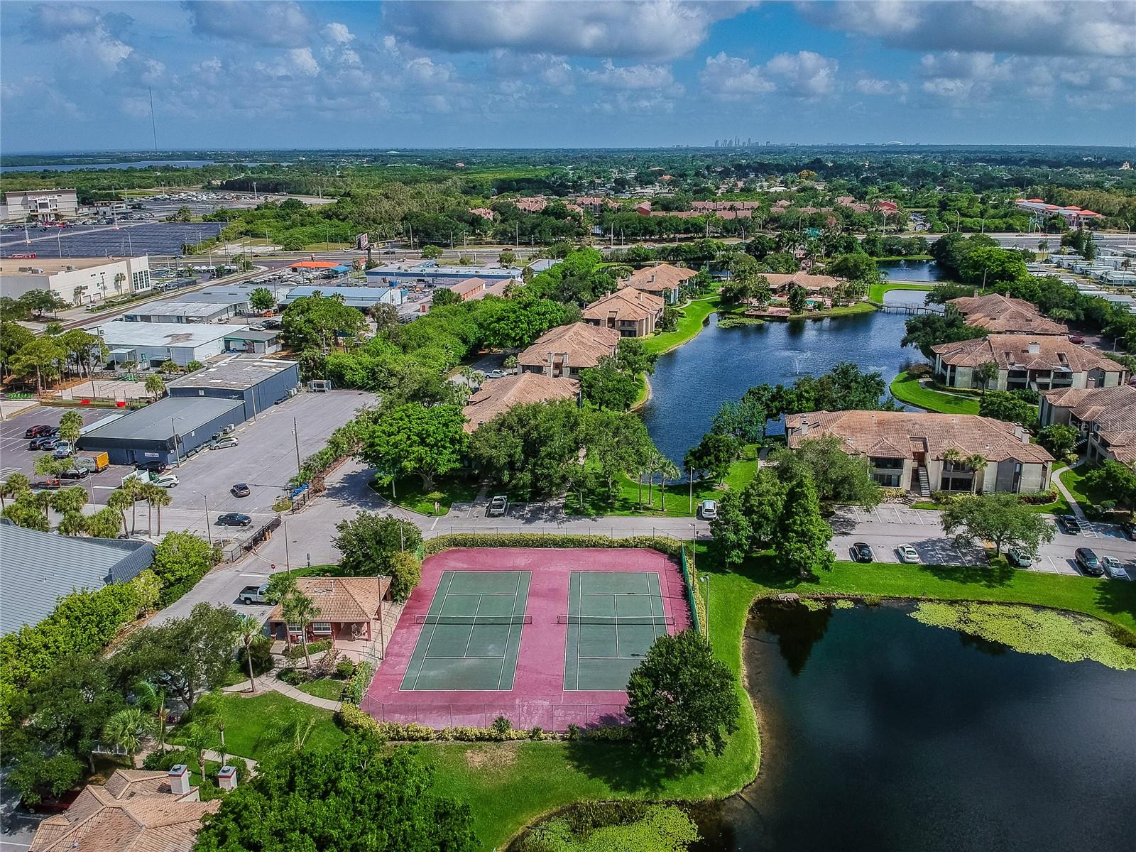 Image 42 of 58 For 10263 Gandy Boulevard N 616