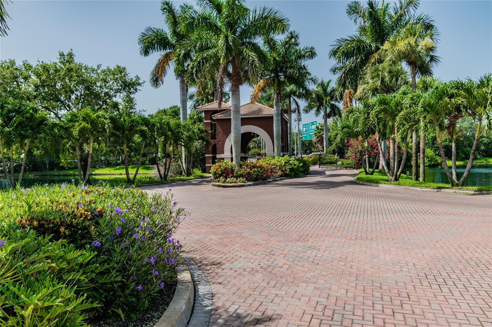 Image 47 of 58 For 10263 Gandy Boulevard N 616