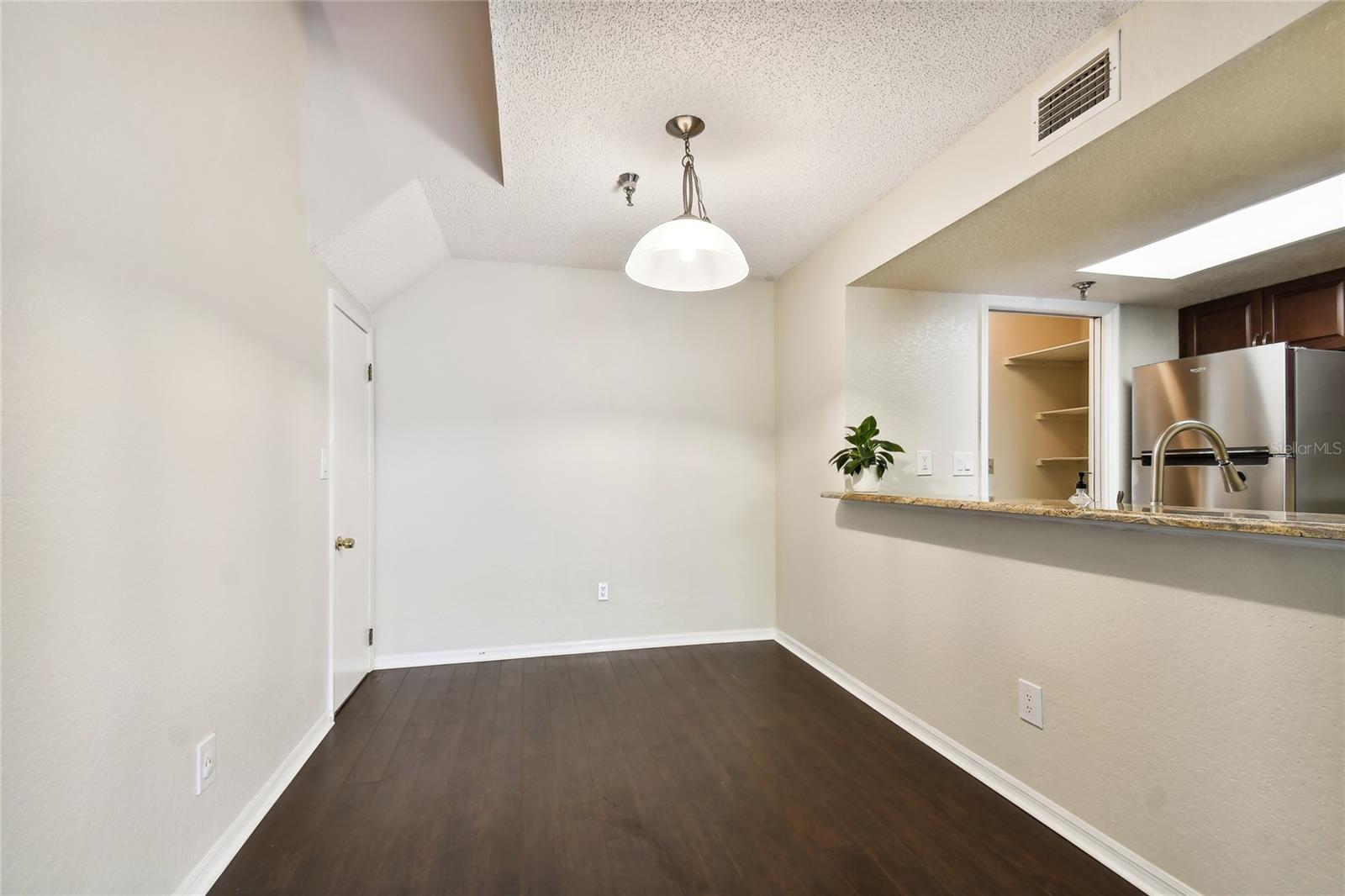 Image 8 of 58 For 10263 Gandy Boulevard N 616