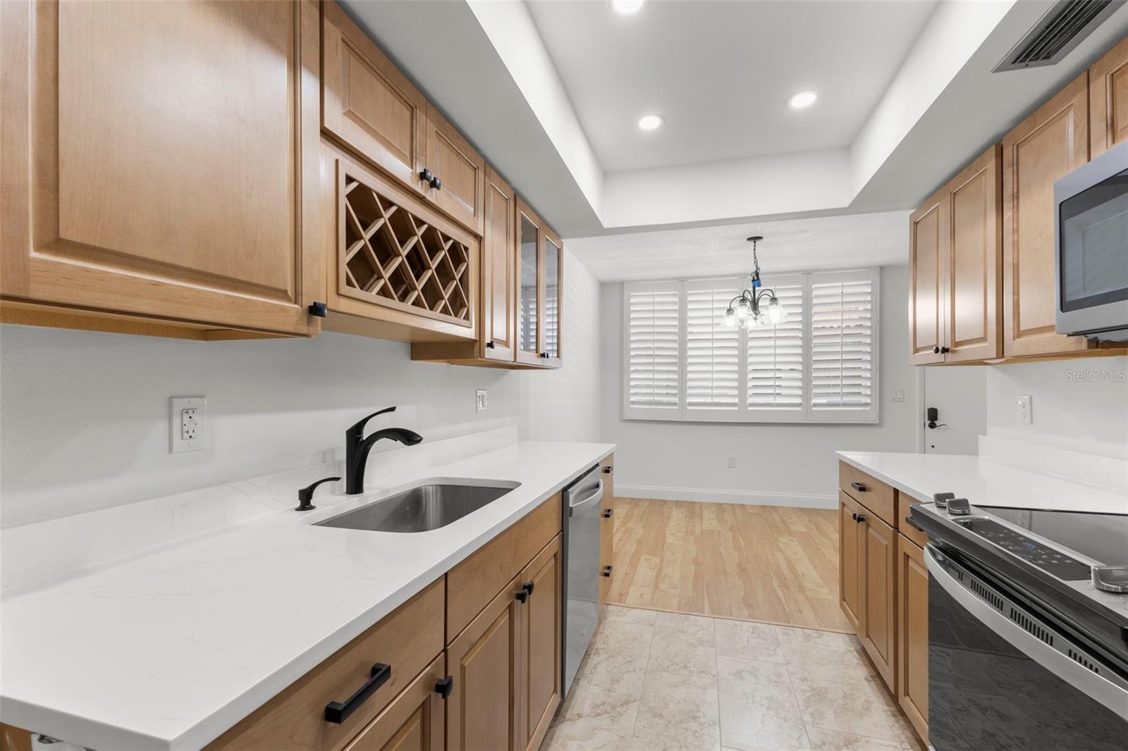 Image 8 of 27 For 1001 Pearce Drive 302