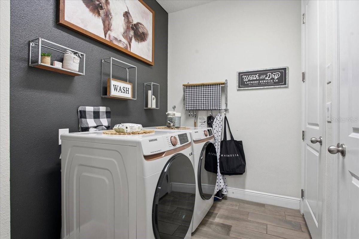 Image 15 of 51 For 13326 Palmera Vista Drive